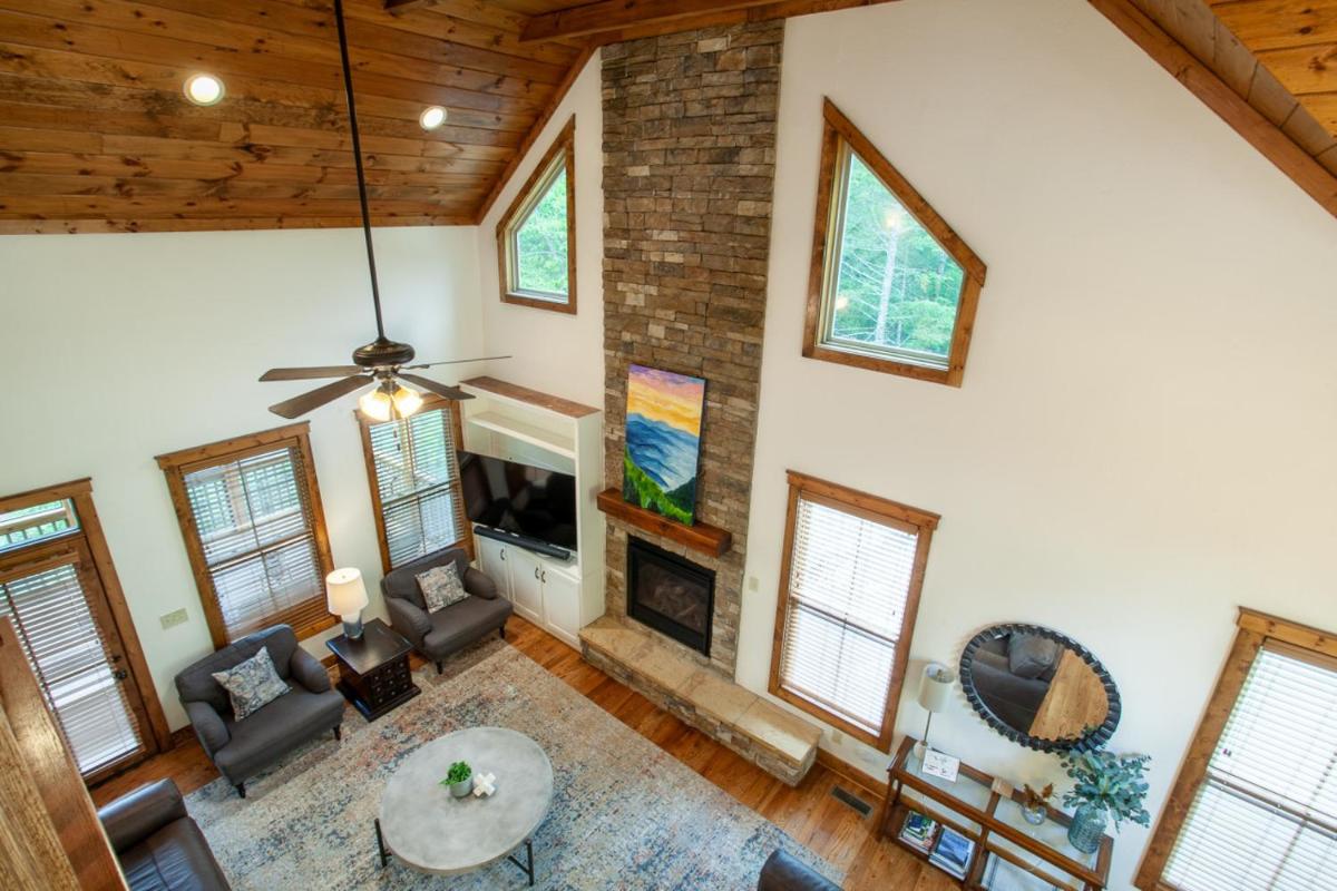 The Peaceful Perch Fireplace Community Amenities