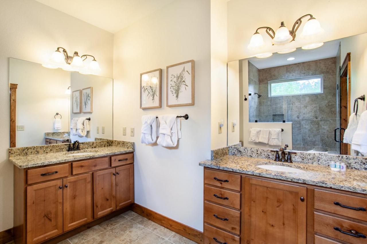 The Peaceful Perch Fireplace Community Amenities