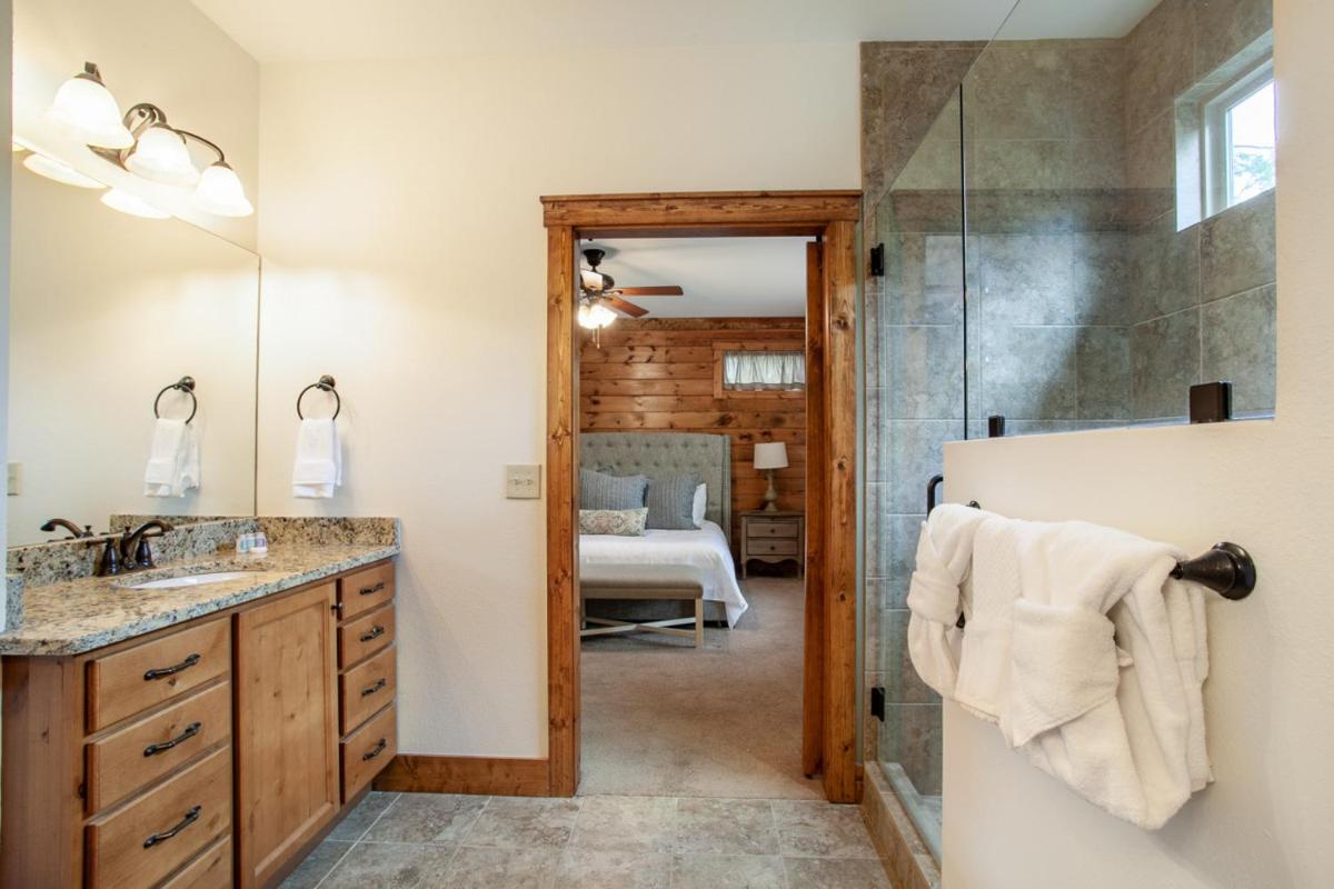The Peaceful Perch Fireplace Community Amenities