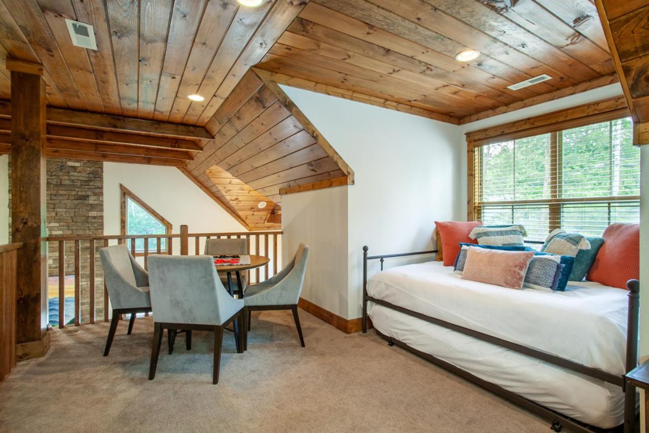 The Peaceful Perch Fireplace Community Amenities