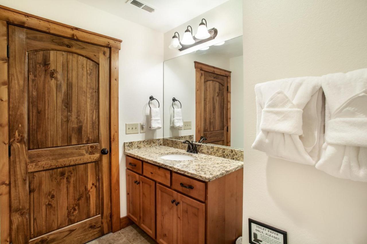 The Peaceful Perch Fireplace Community Amenities