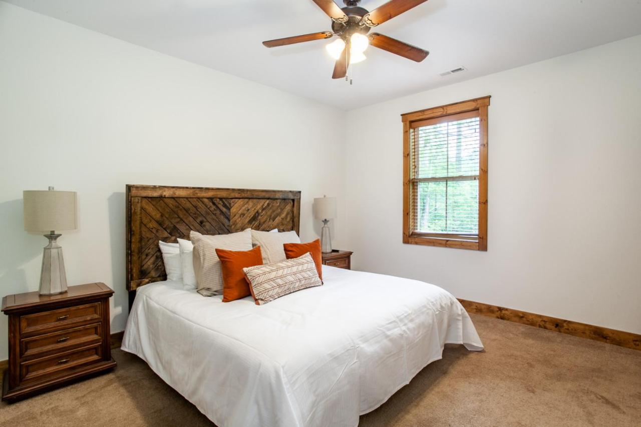 The Peaceful Perch Fireplace Community Amenities
