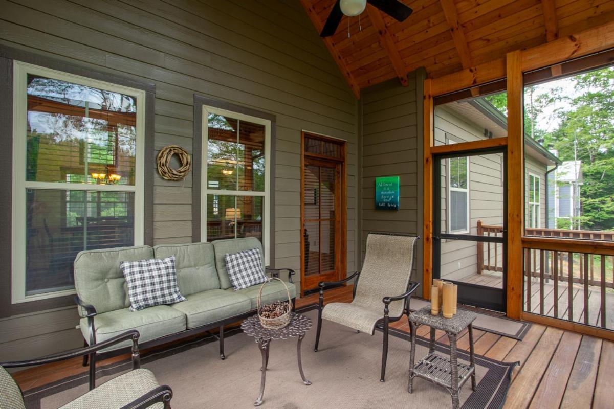 The Peaceful Perch Fireplace Community Amenities