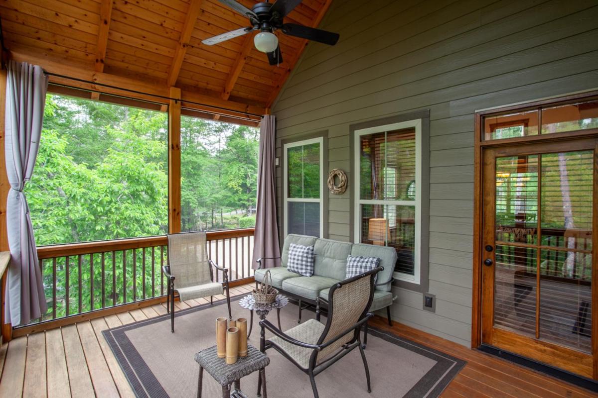 The Peaceful Perch Fireplace Community Amenities