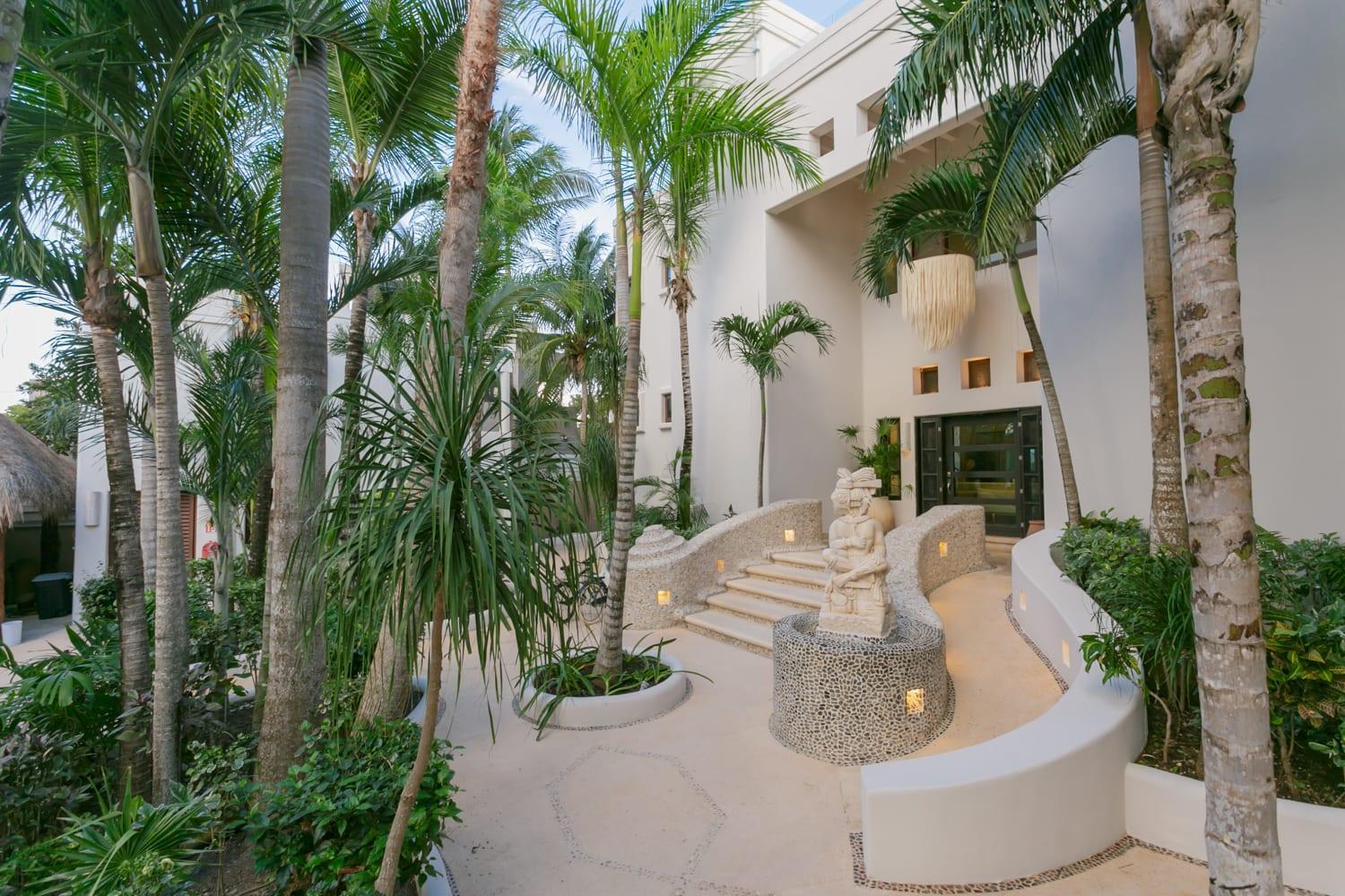 8 Bedroom Luxury Villa with Private Chef Included view 5