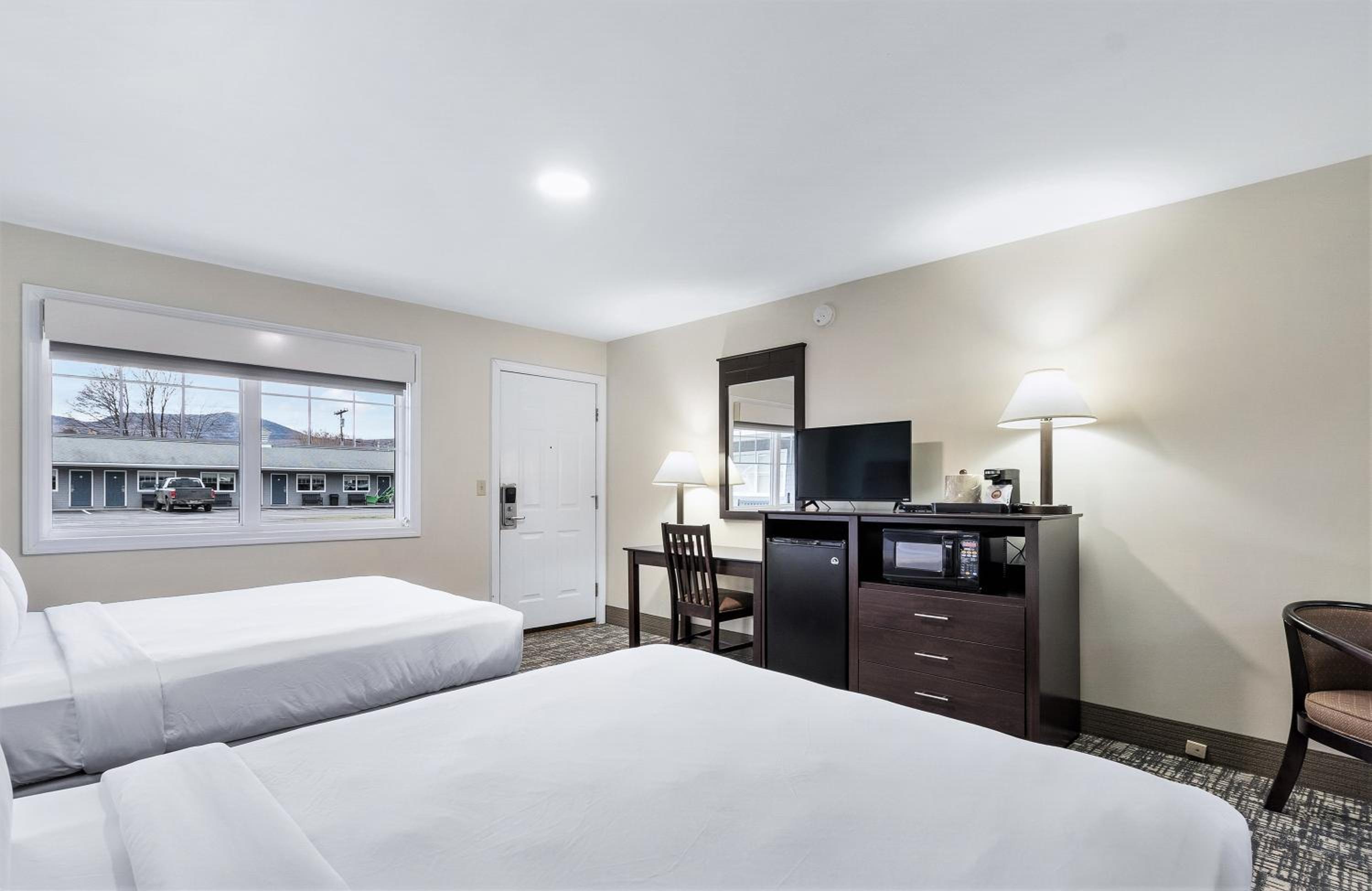 Top Notch Inn view 5