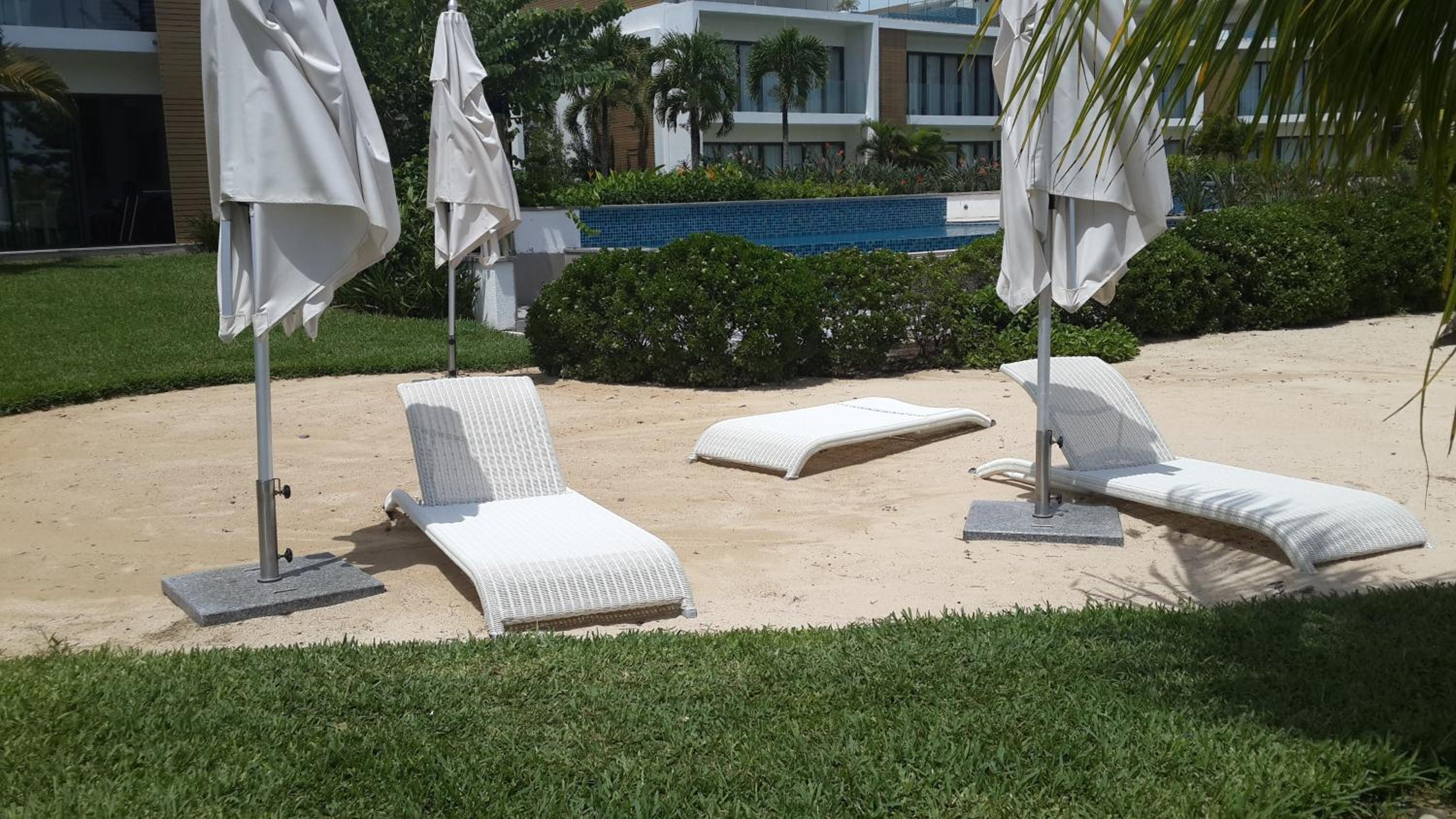 Villasun Seafront Apart at CapOuest