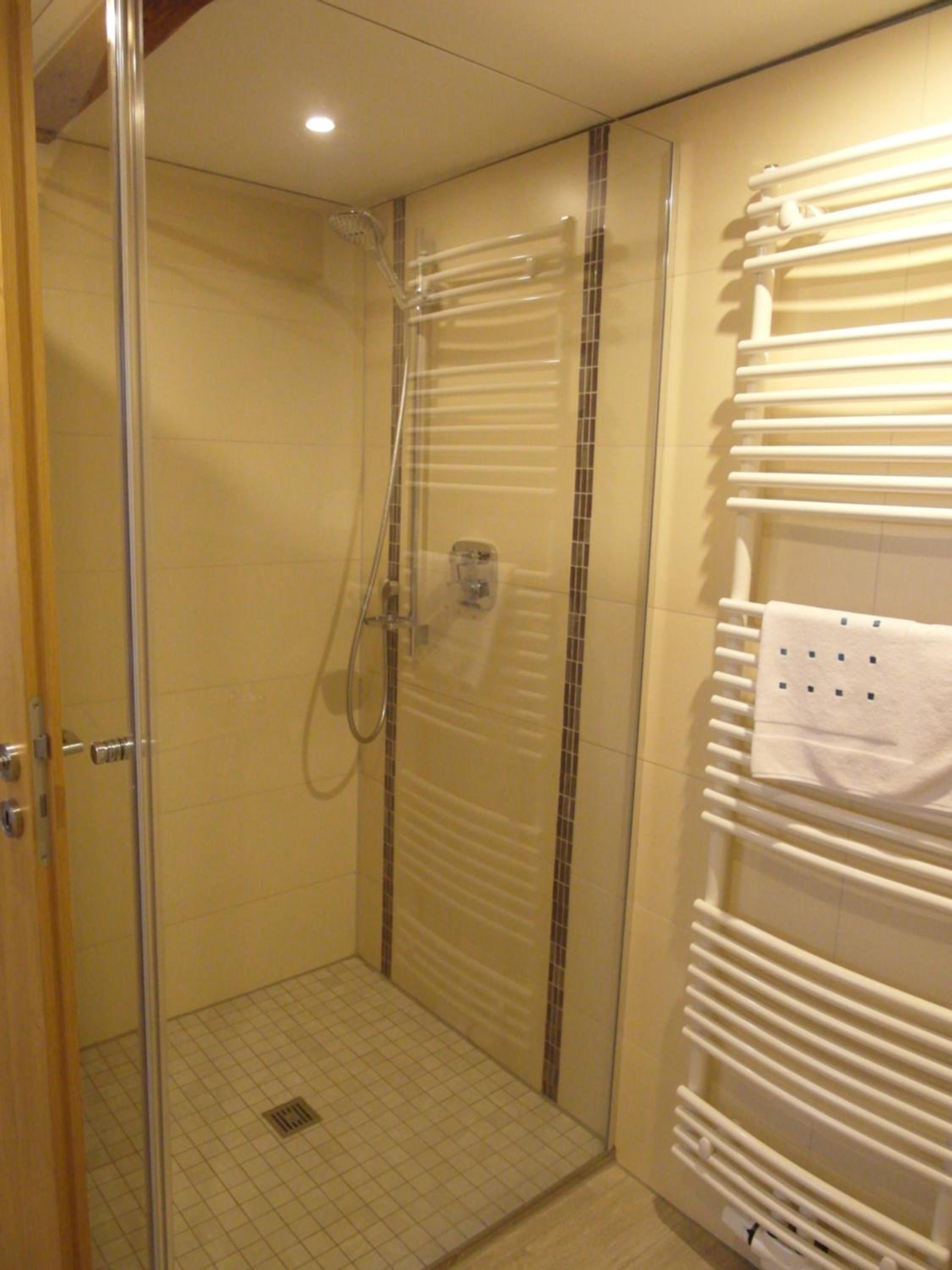 Photo 45