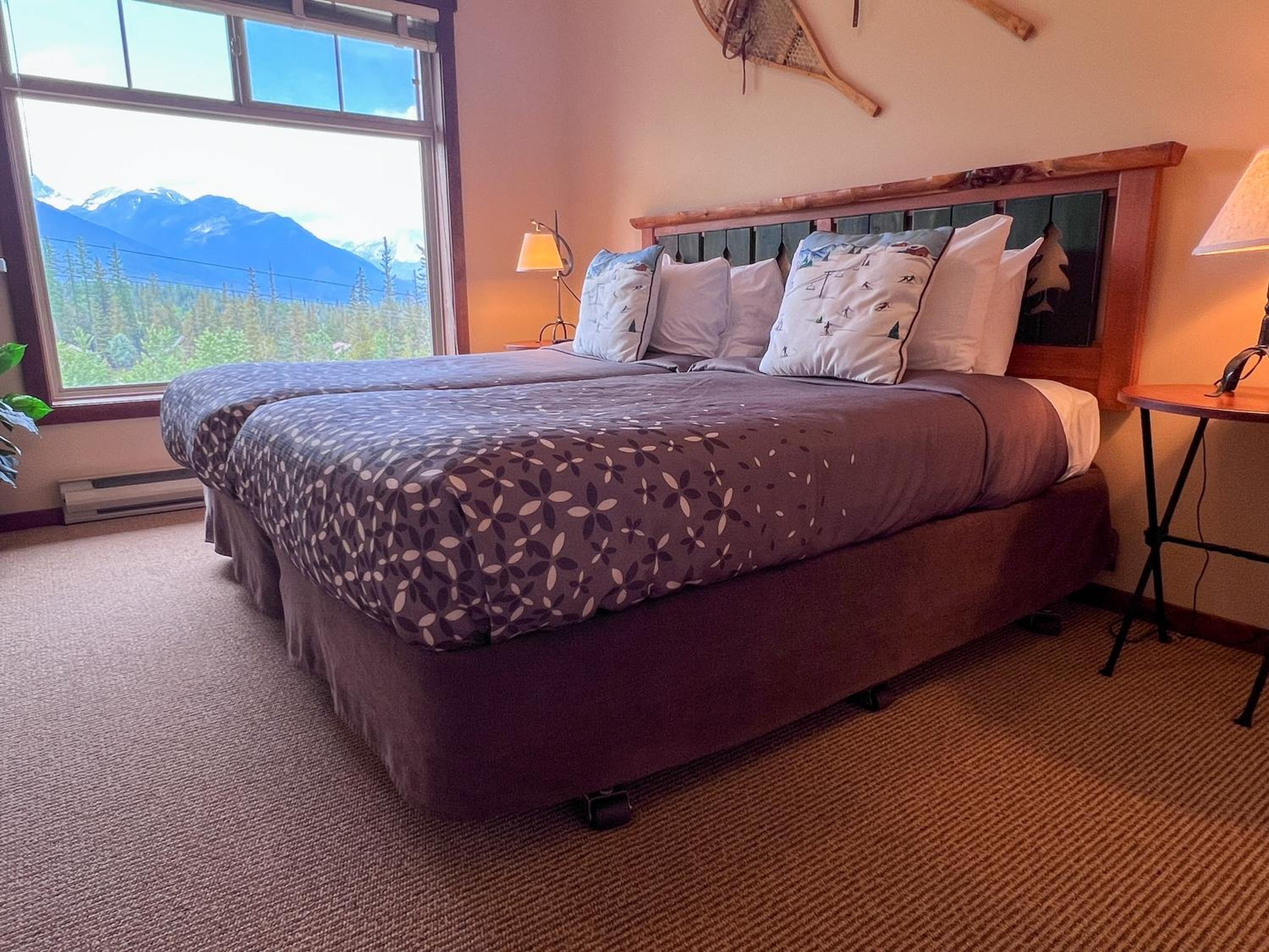 Snow Creek Lodge by Fernie Central Reservations