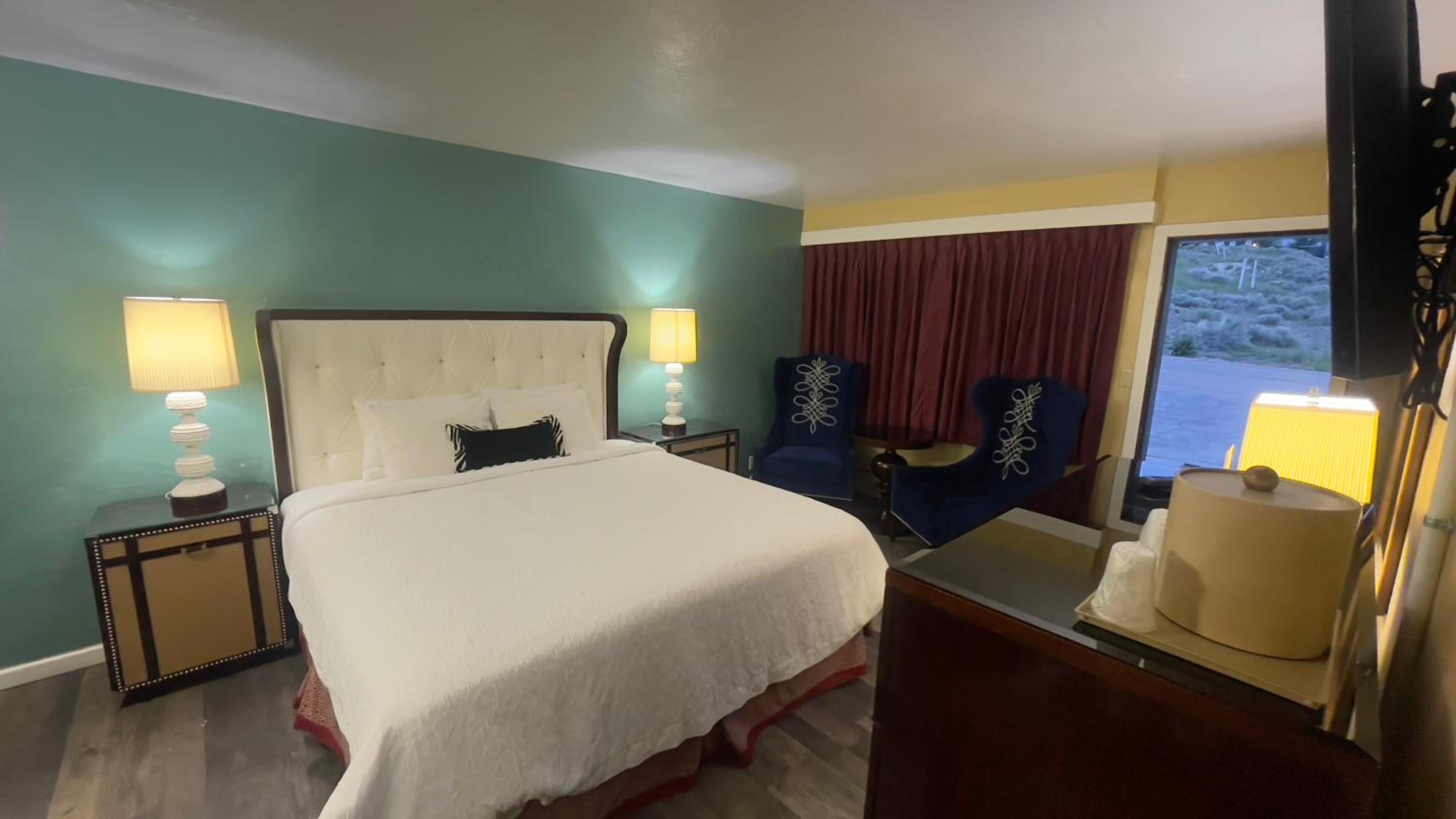 American inn view 2