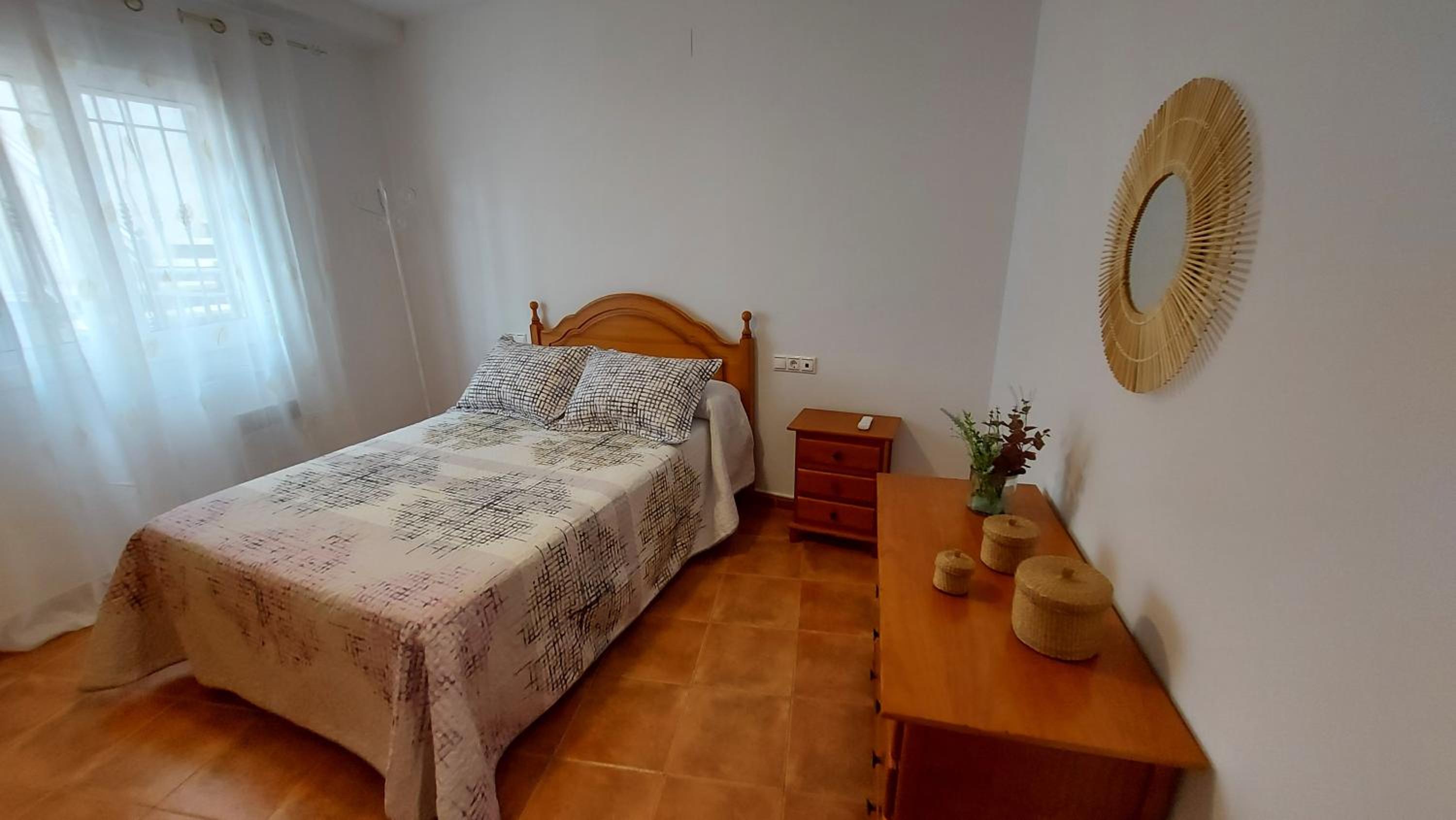 Apartamento con vistas a la piscina y al castillo templario