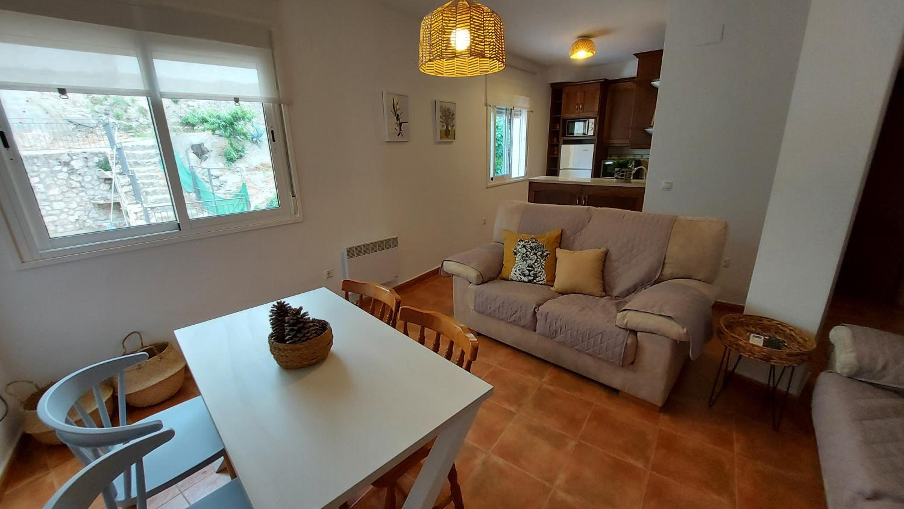 Apartamento con vistas a la piscina y al castillo templario