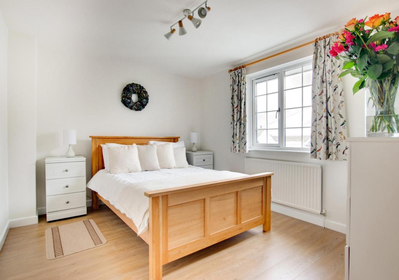 3 Bed in Padstow oc-p00175