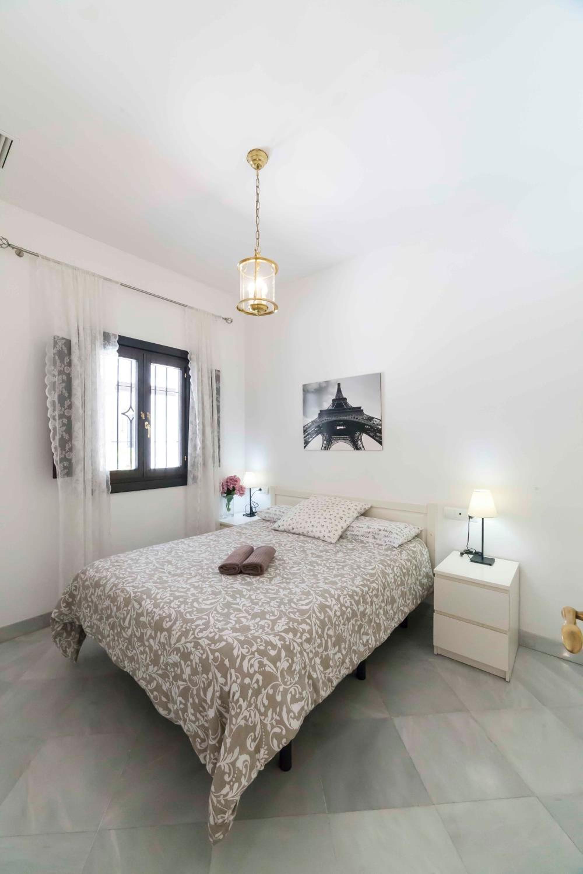 JDCBD - Peaceful Double Bedroom Apartment in City Centre view 4