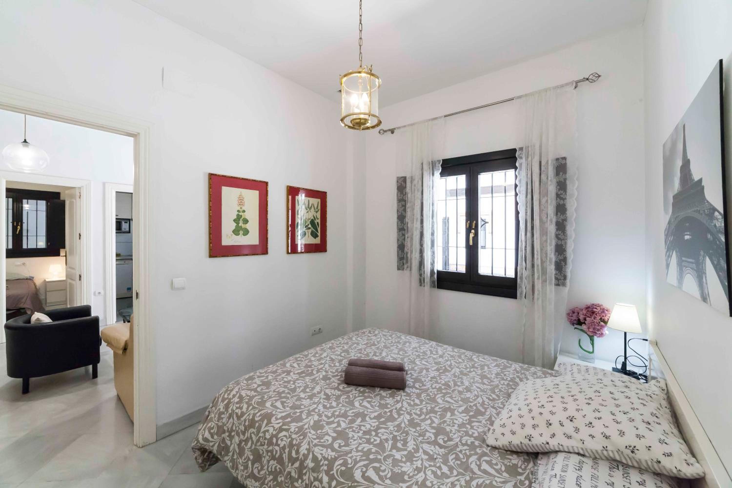 JDCBD - Peaceful Double Bedroom Apartment in City Centre view 5