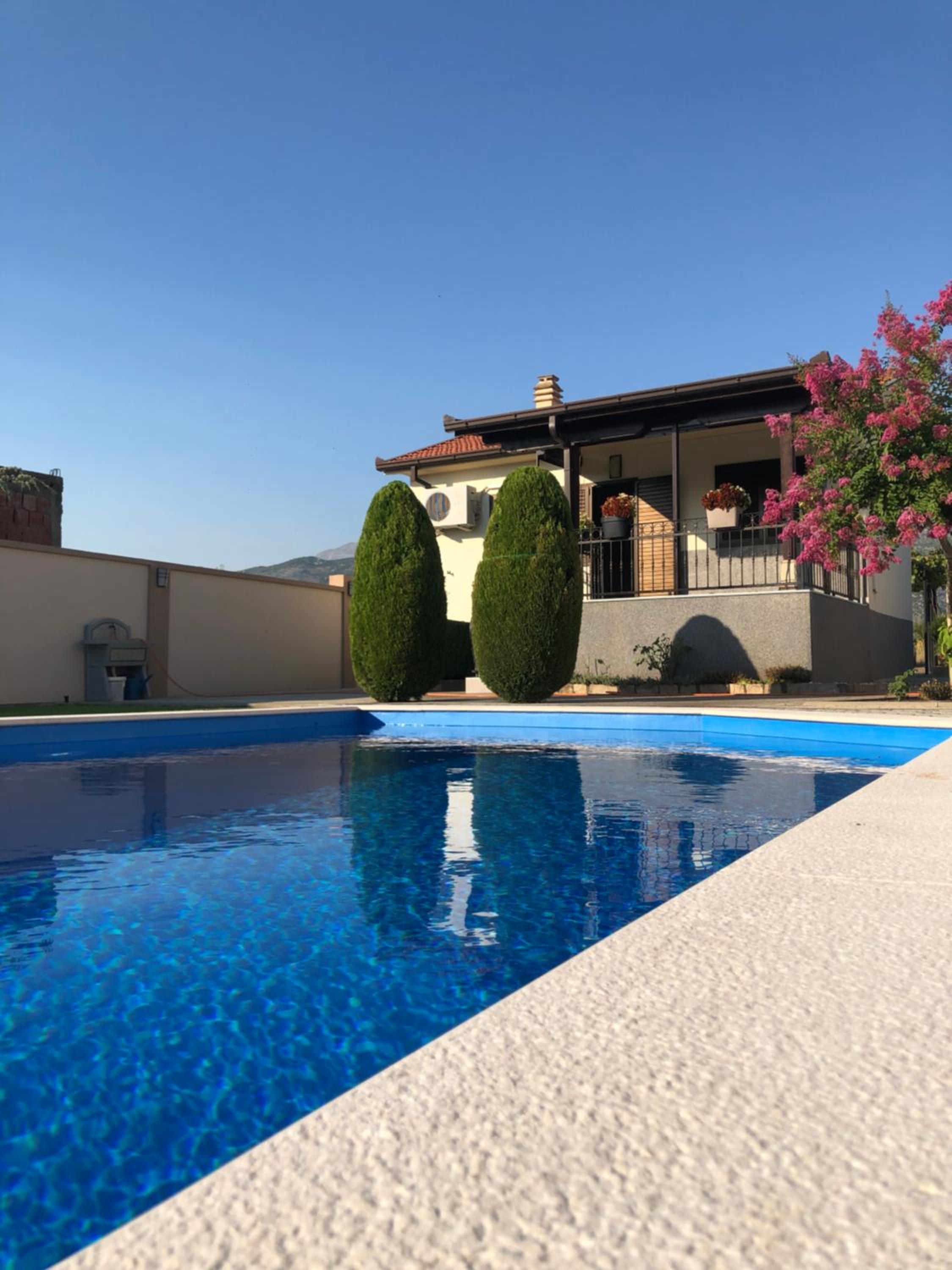 Villa Rose