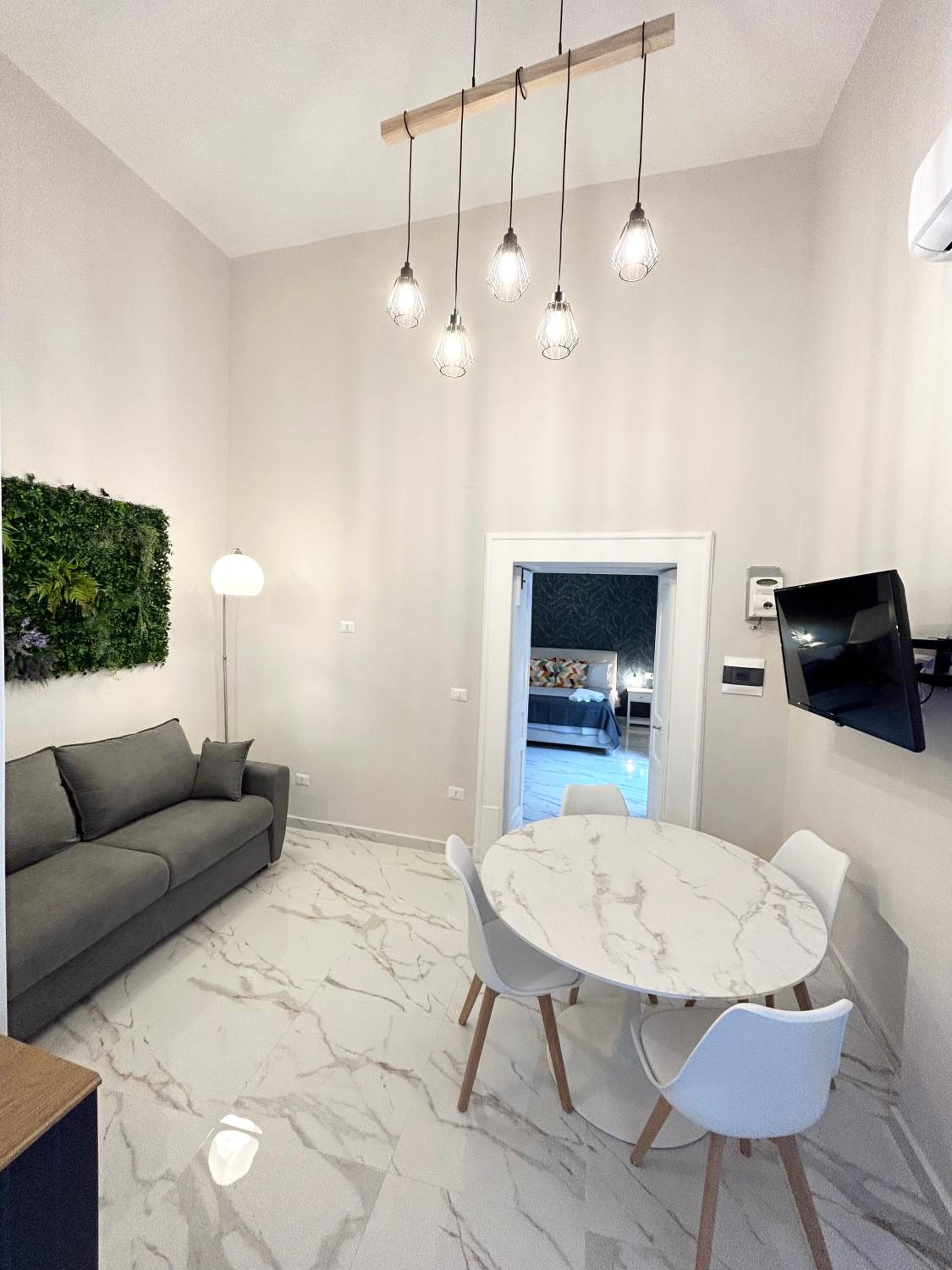 Naples Apartment Plebiscito