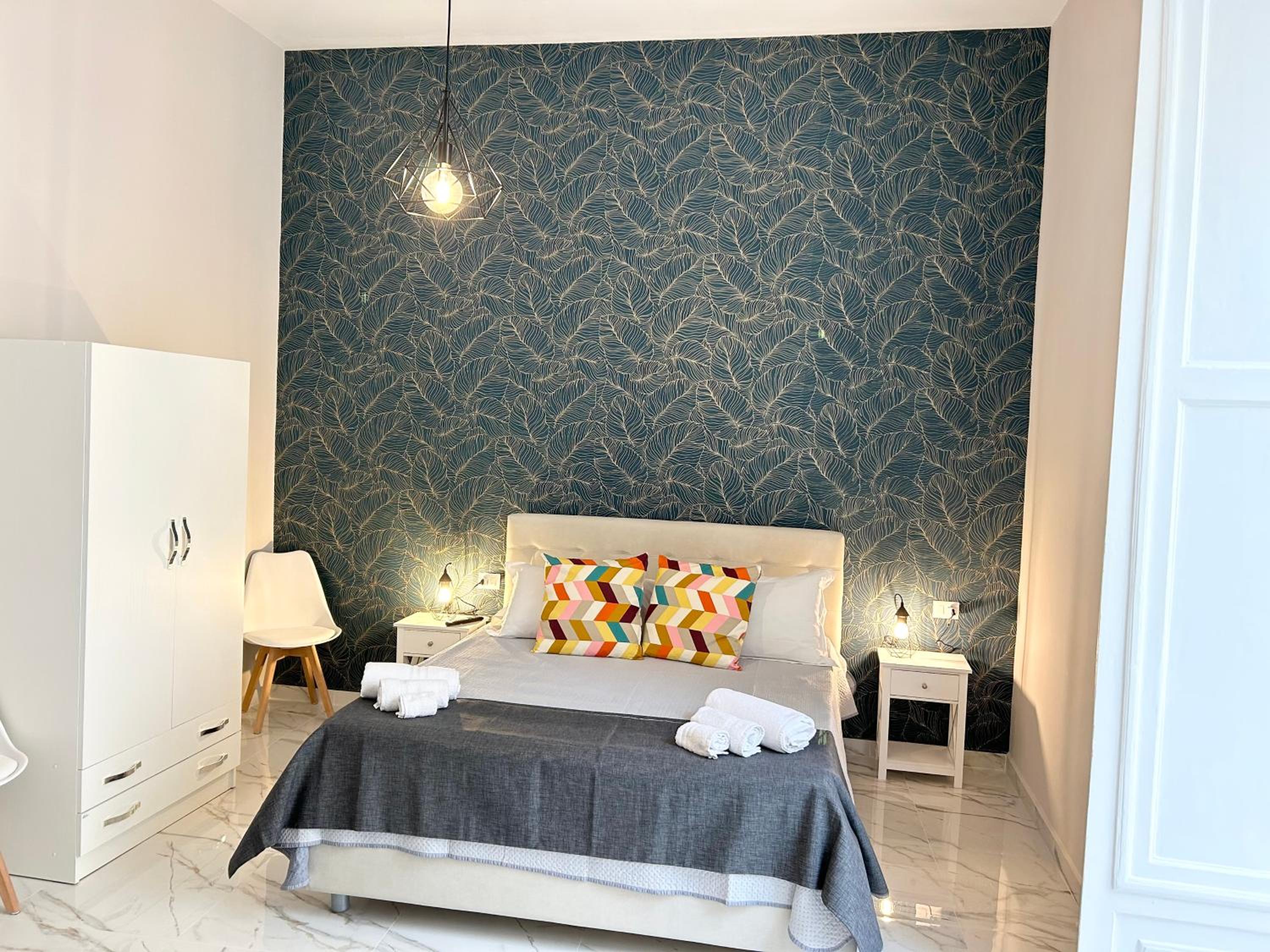 Naples Apartment Plebiscito