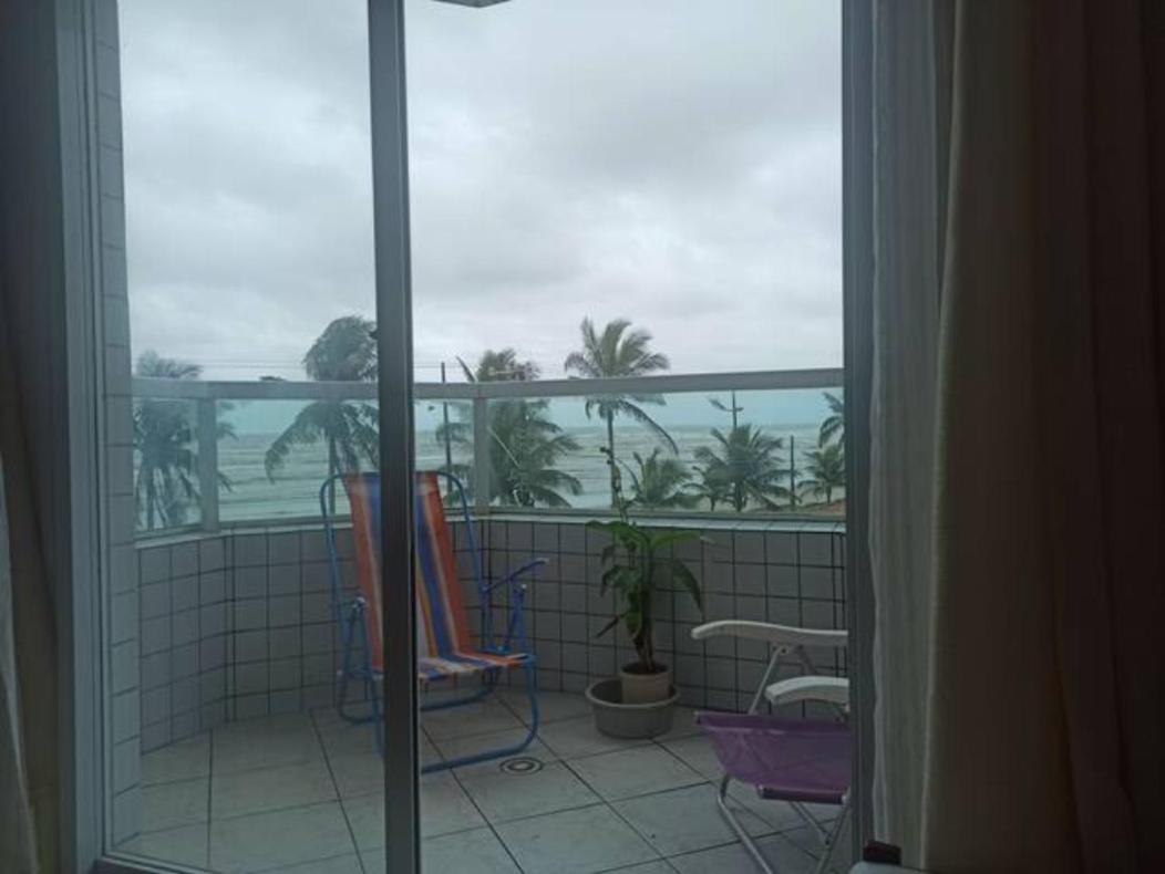 Ótimo Apartamento Frente ao Mar em Mongaguá