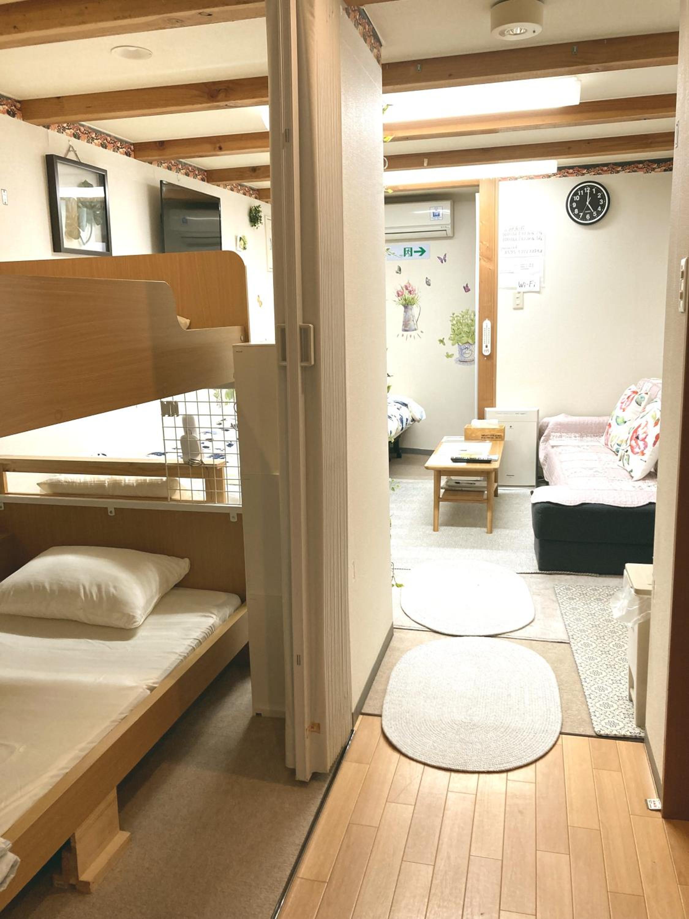 The Familiar Inn ー 2 min walk to subway, 5 min to Namba Station