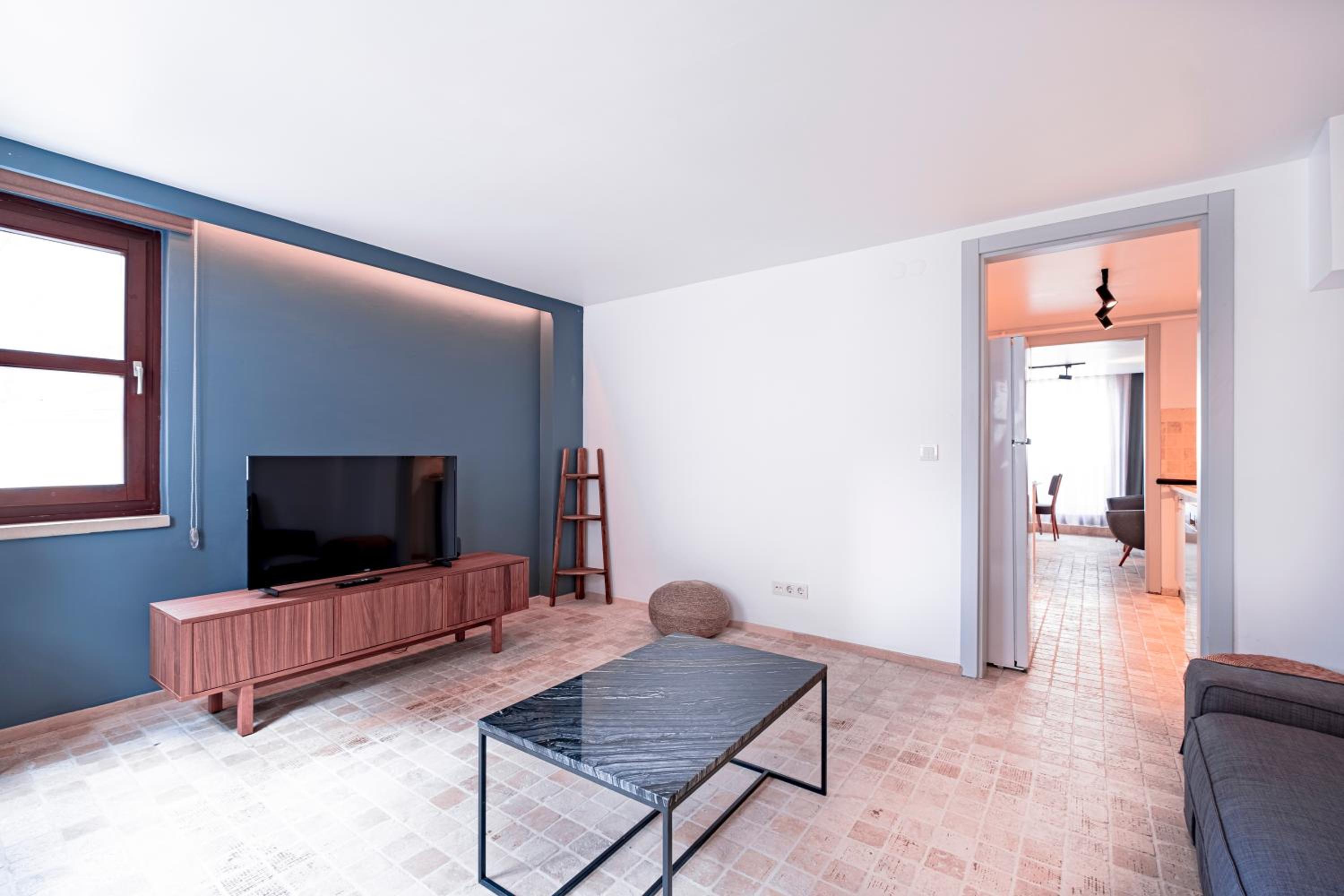 Homie Suites - Modern Apartments Nearby Istıklal Street & Galata Tower