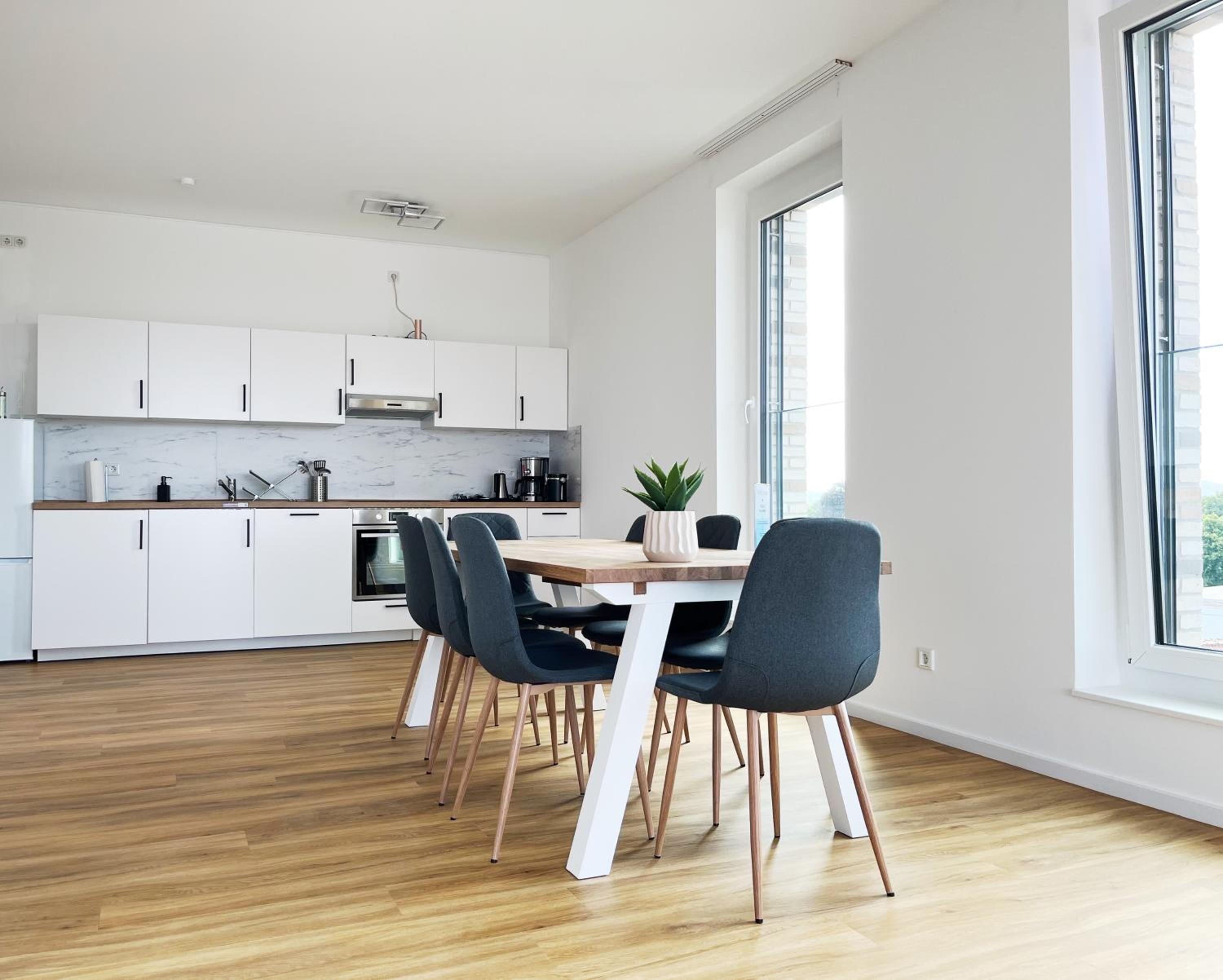 Moderne Apartments im Herzen der Stadt I private Tiefgarage mit Ladesäulen I home2share