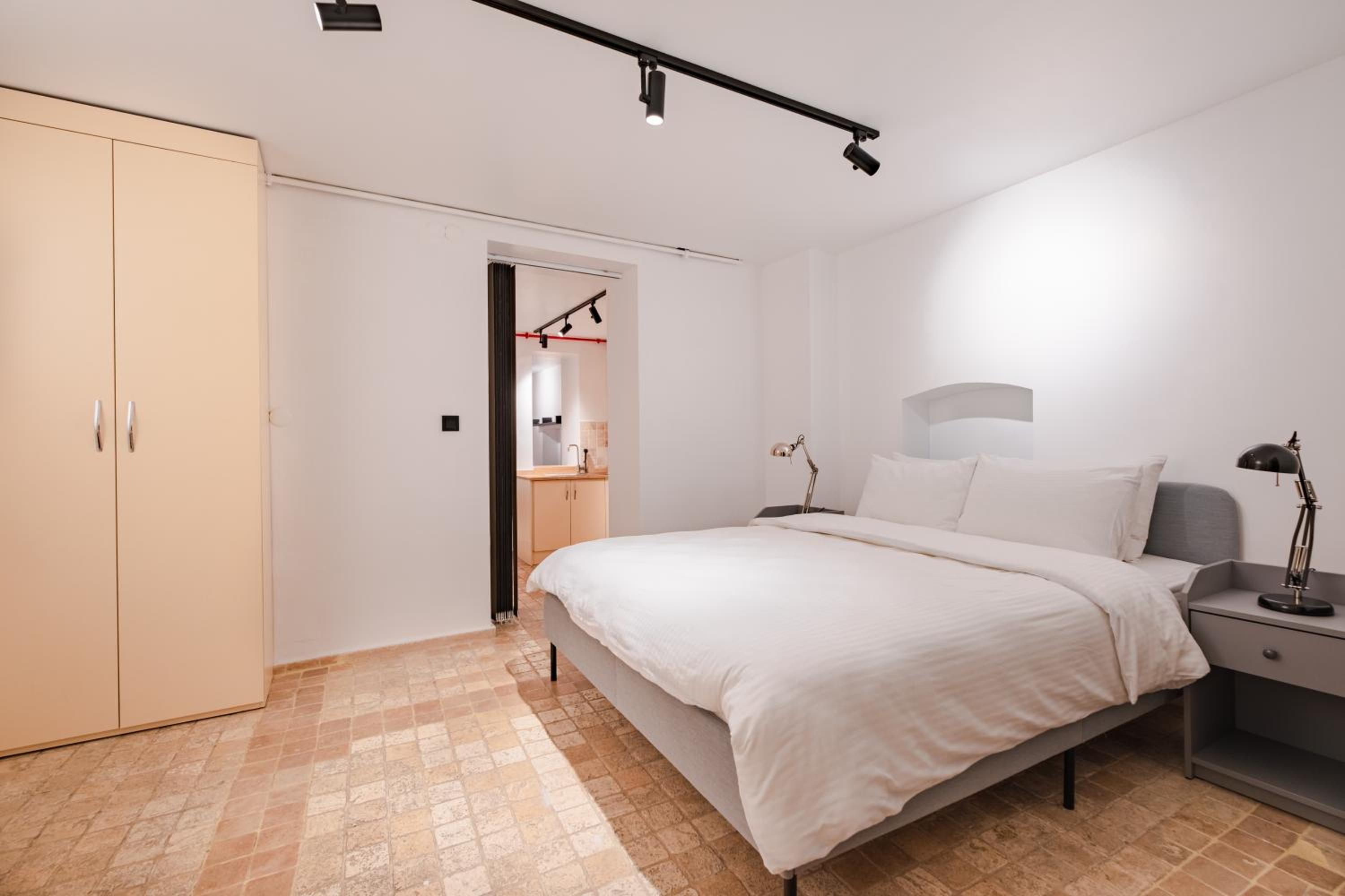 Homie Suites - Modern Apartments Nearby Istıklal Street & Galata Tower
