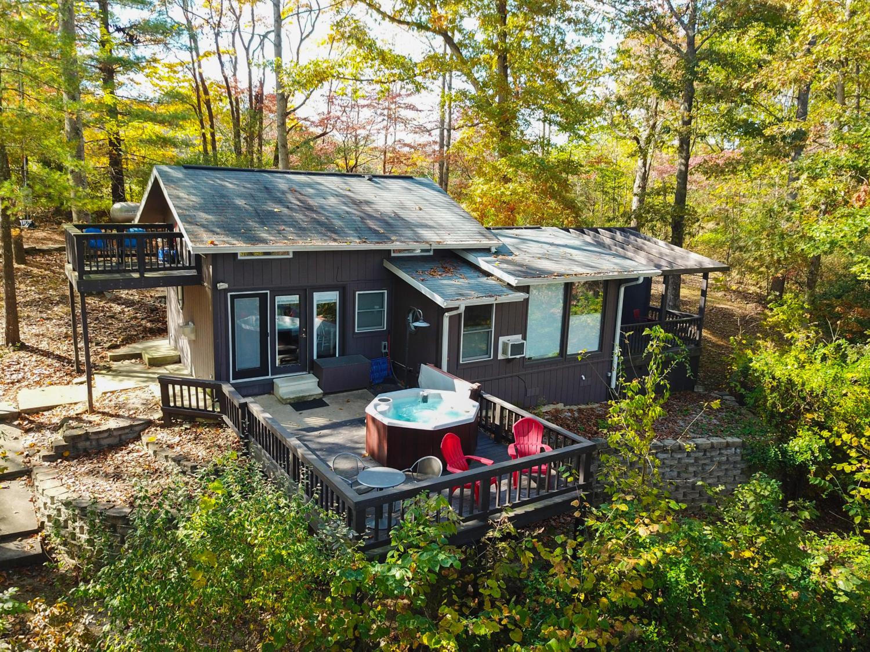 Bloomington Vacations - Lake House - Property Image 1