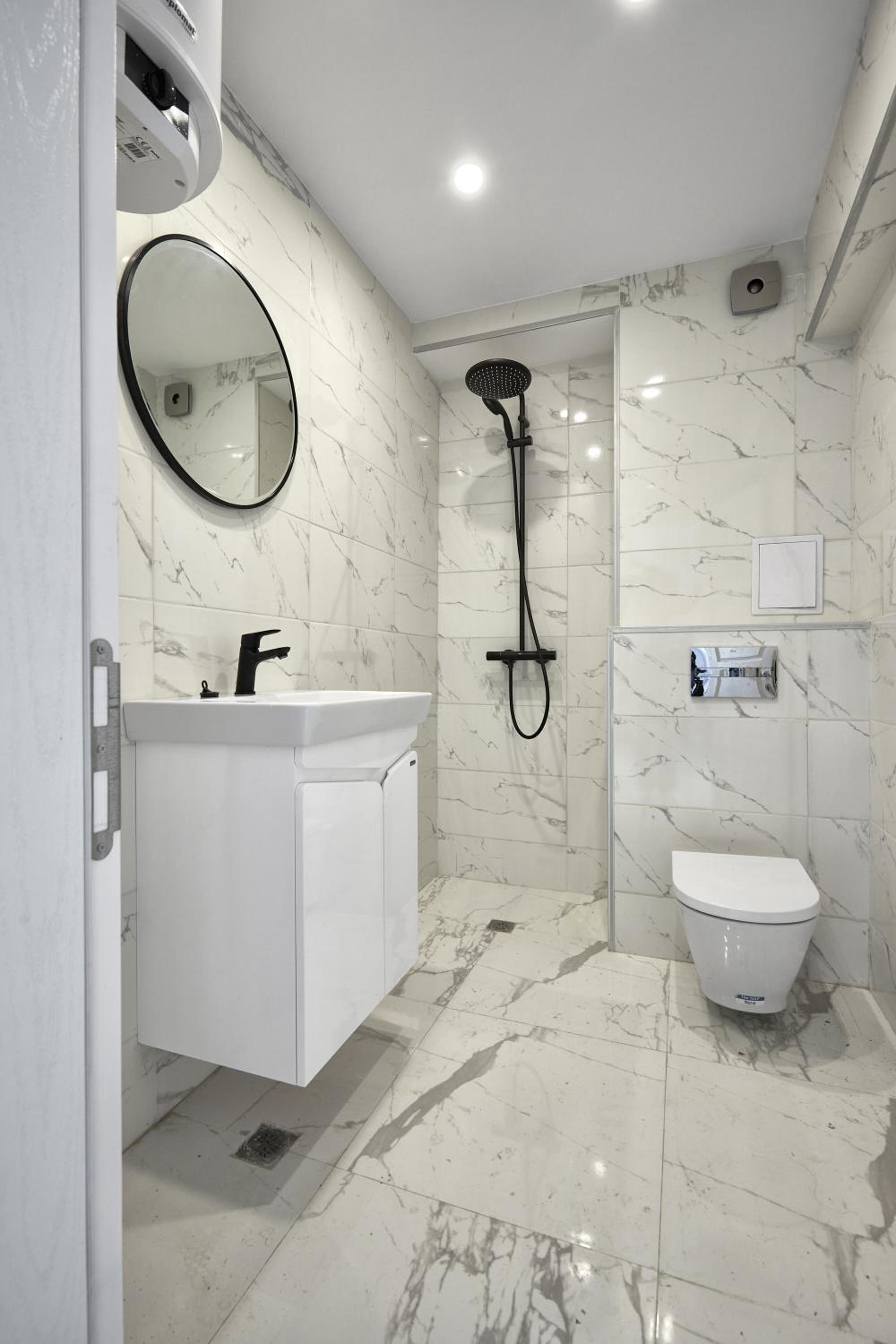 Sunny Seaside Retreat 2BD Apartment in Nesebar by Flat Mаnаger