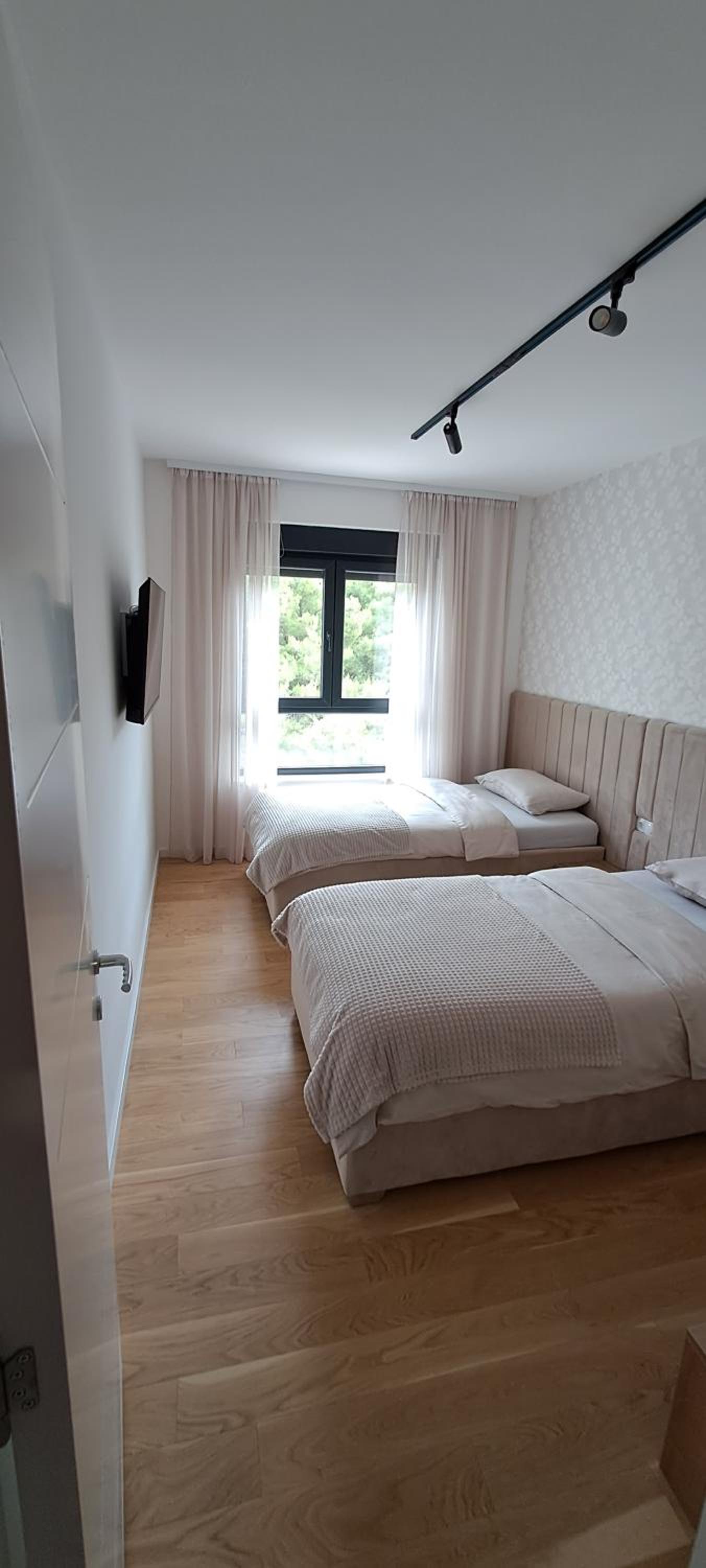 Avisi Living