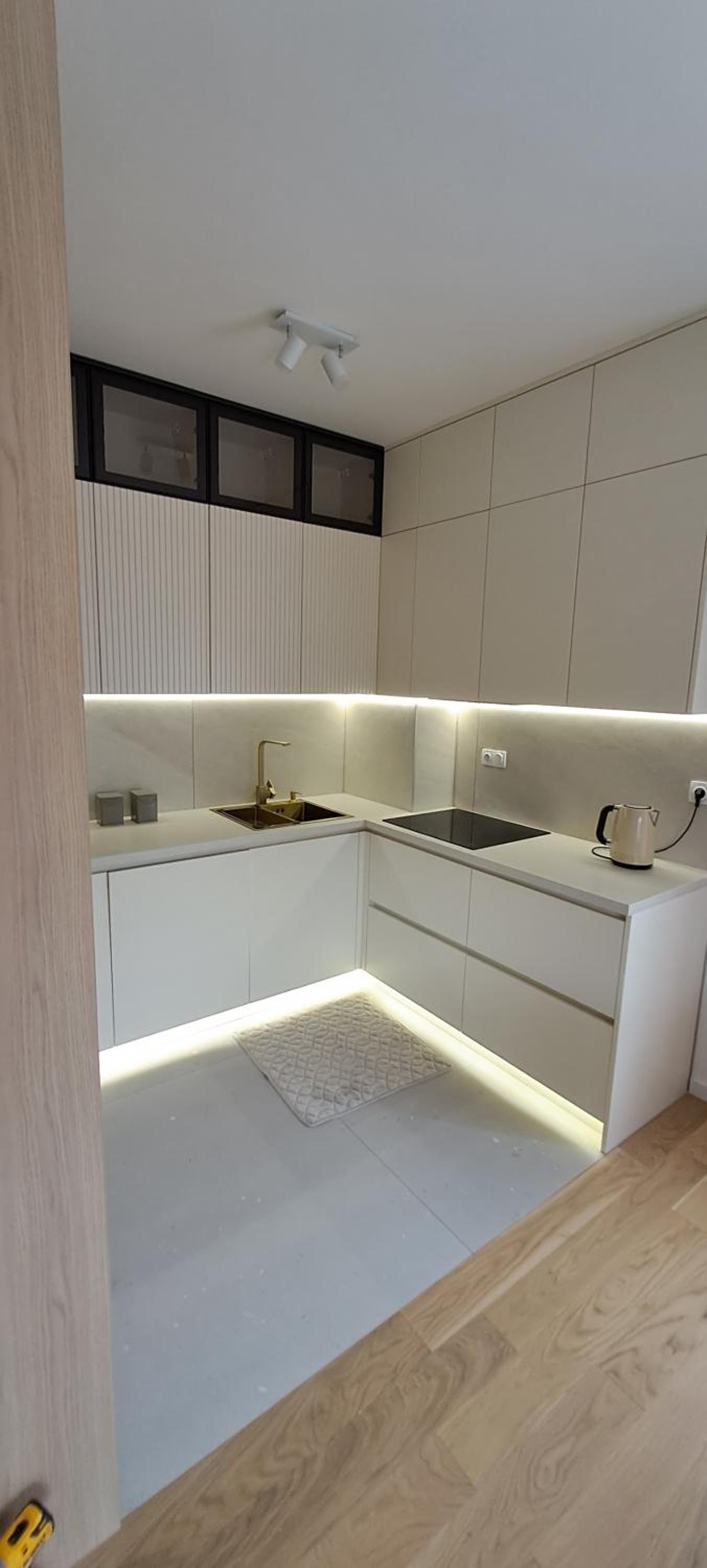 Avisi Living