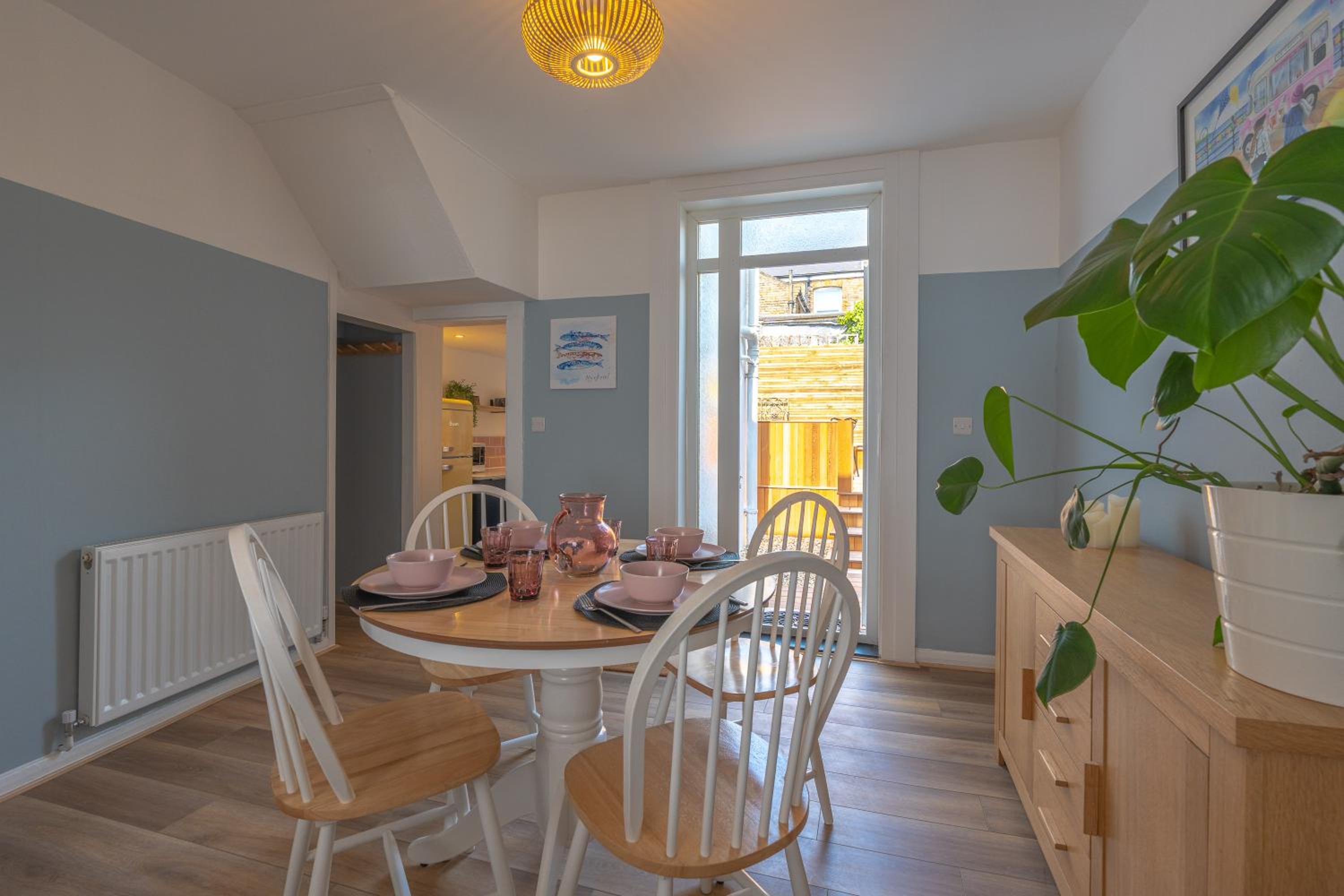 Cosy Blue Shells Cottage - 2bedrooms - Garden - 5mins beach - 1min Shell Grotto