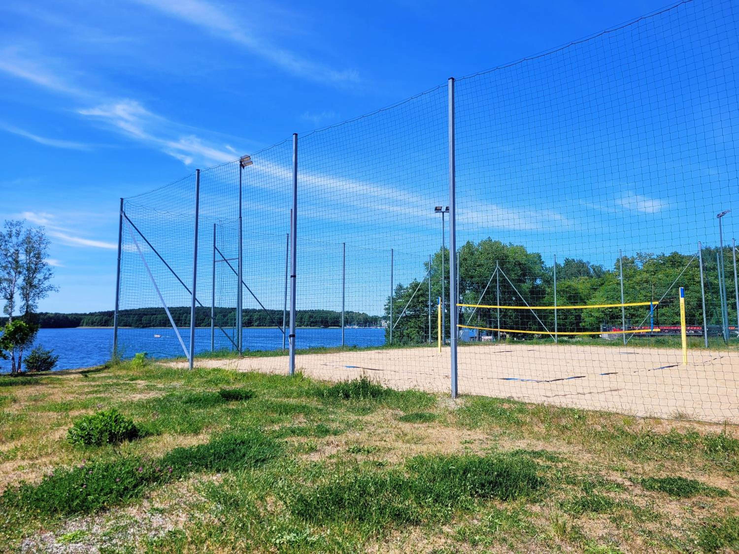 Ukiel Park 21 by RENT4YOU