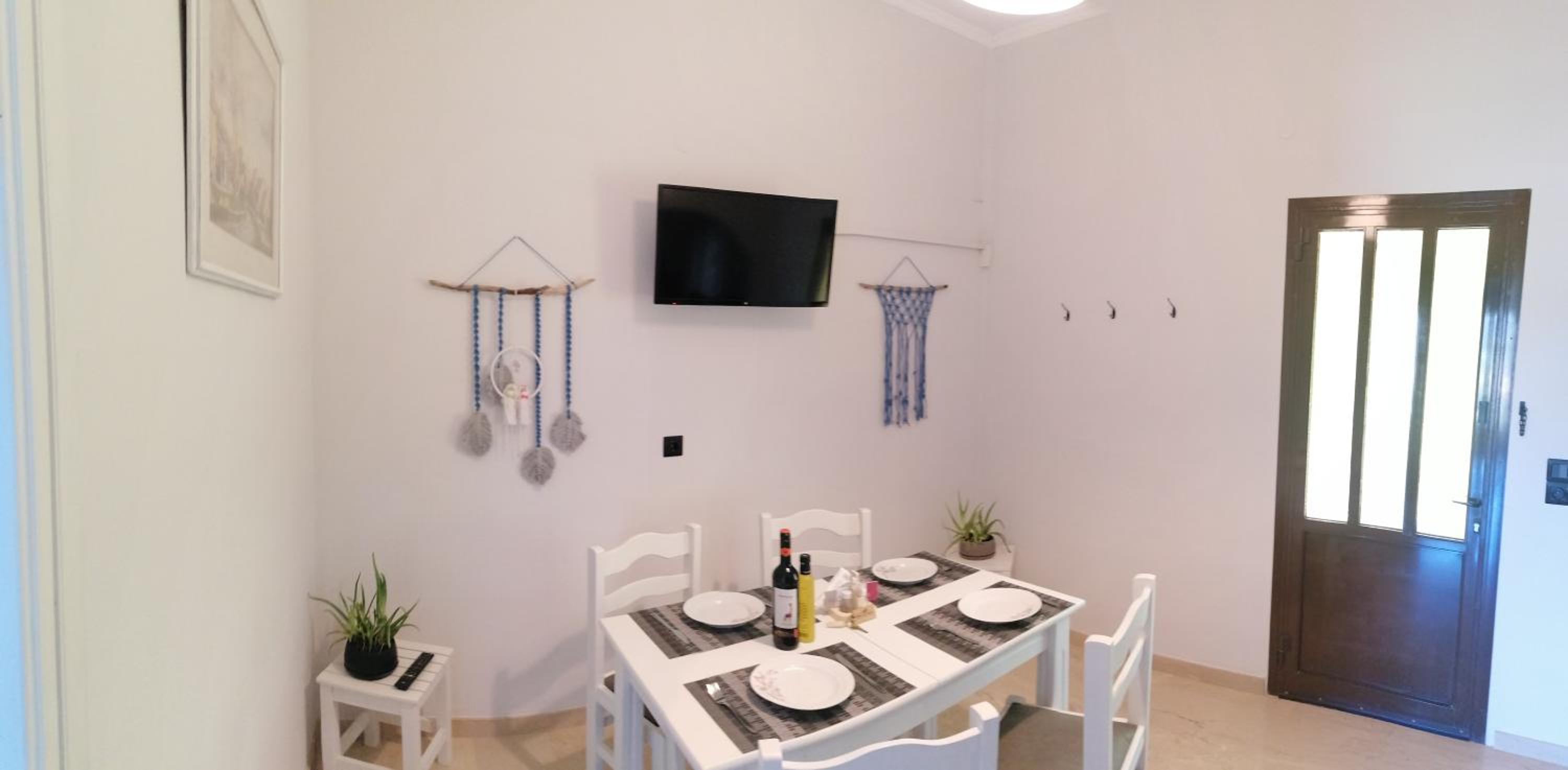 Makis Apartments