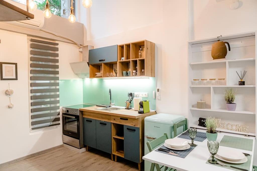 Zero loft apartment en Alexandroupoli — kitchen