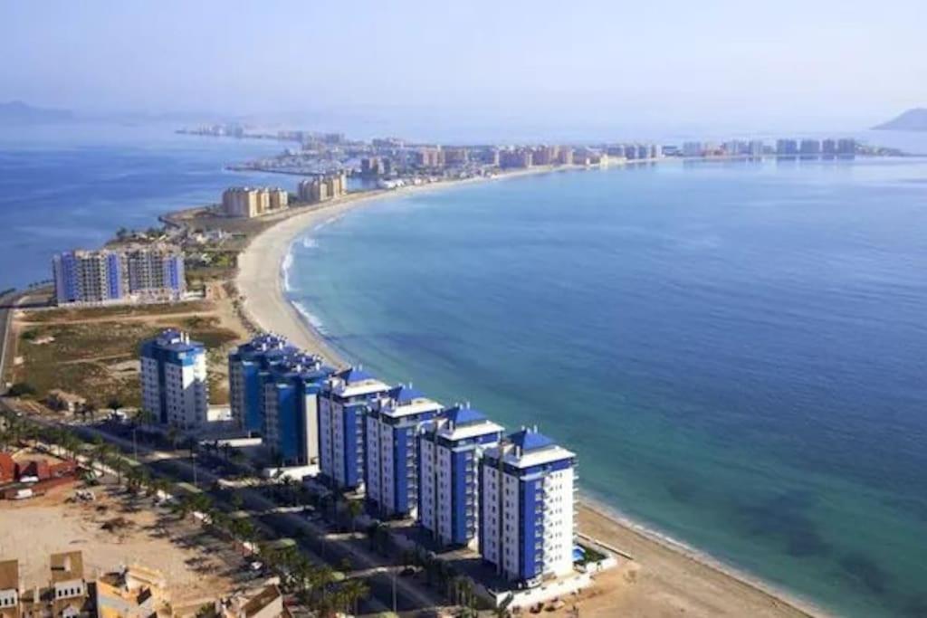 Top Floor Apartment Beachhouse, Beautiful sea view, on the beach! view 3