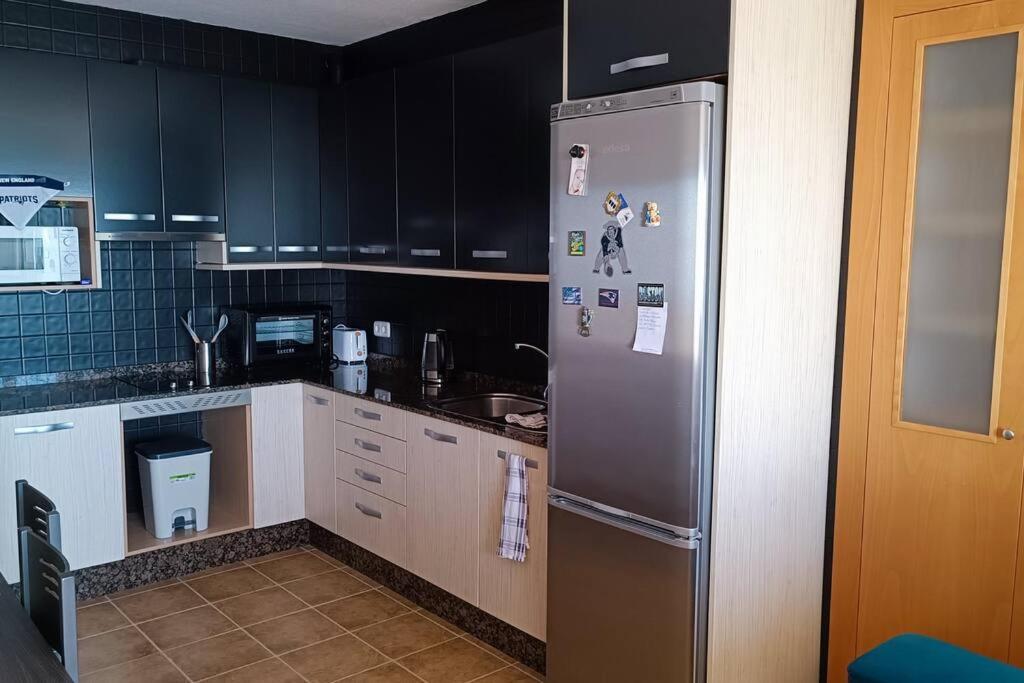 Top Floor Apartment Beachhouse, Beautiful sea view, on the beach! view 5