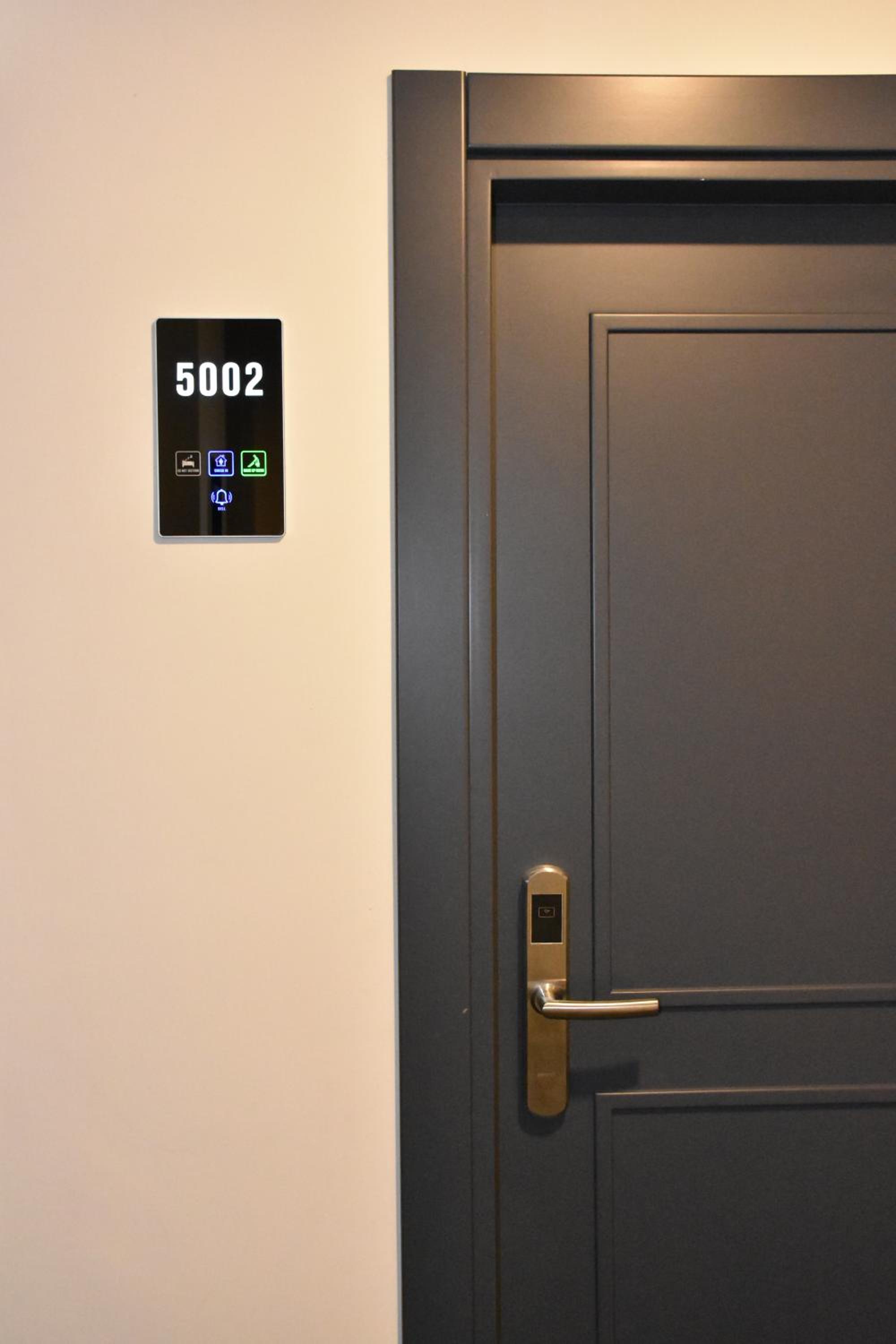 Shishly Palace Otel - Image 7