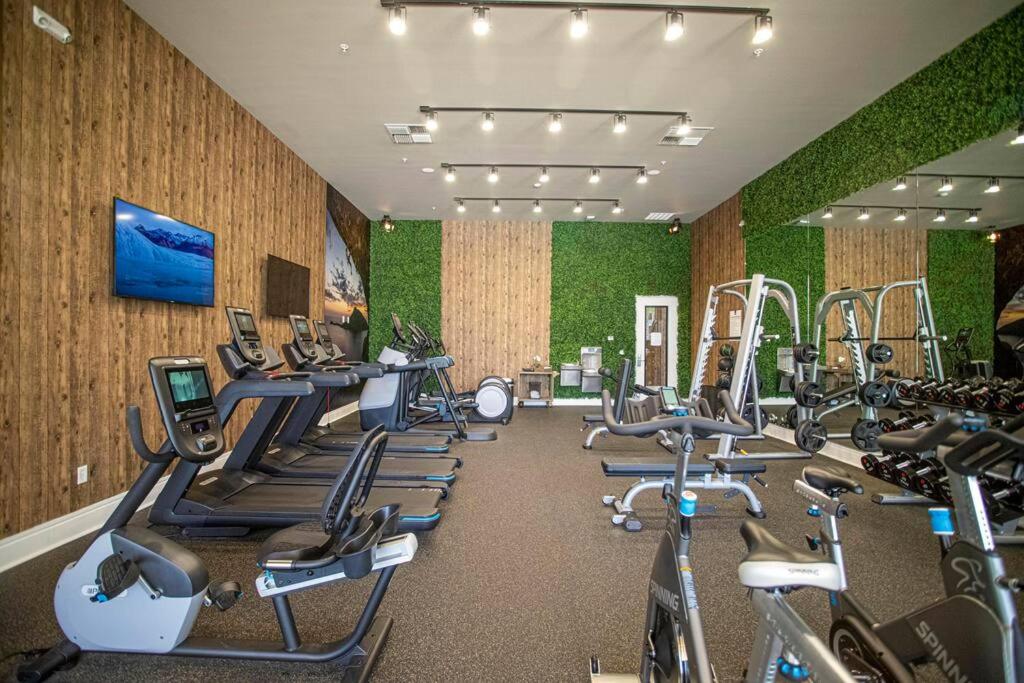 Modern and Luxury 4 suites close to Disney 7544