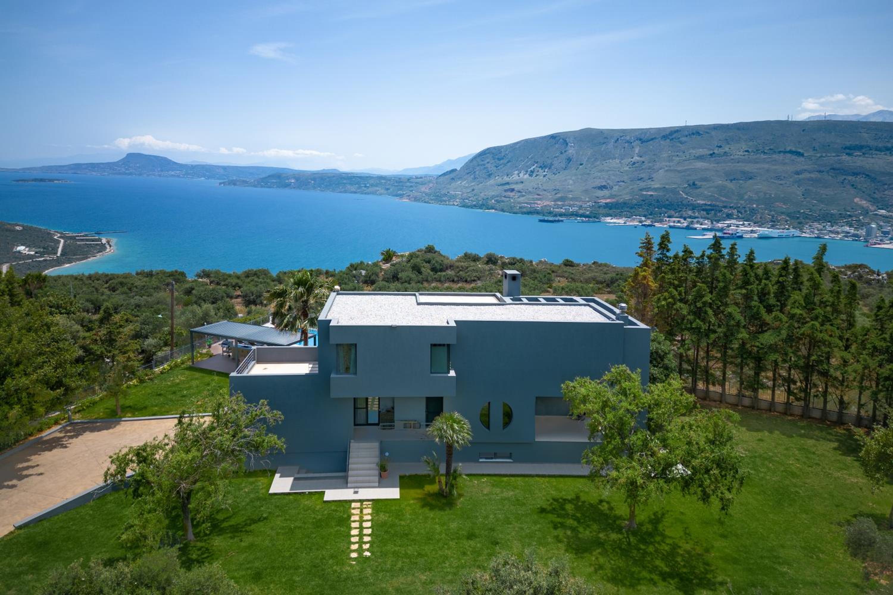 SeaSilia Luxury Villa