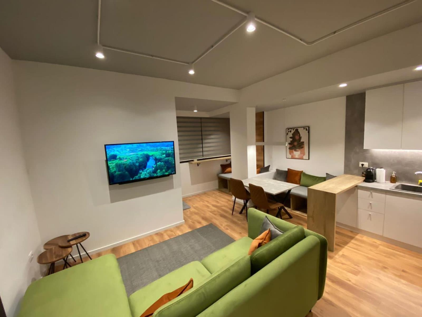 Cloud9 Apartments Bllok Area