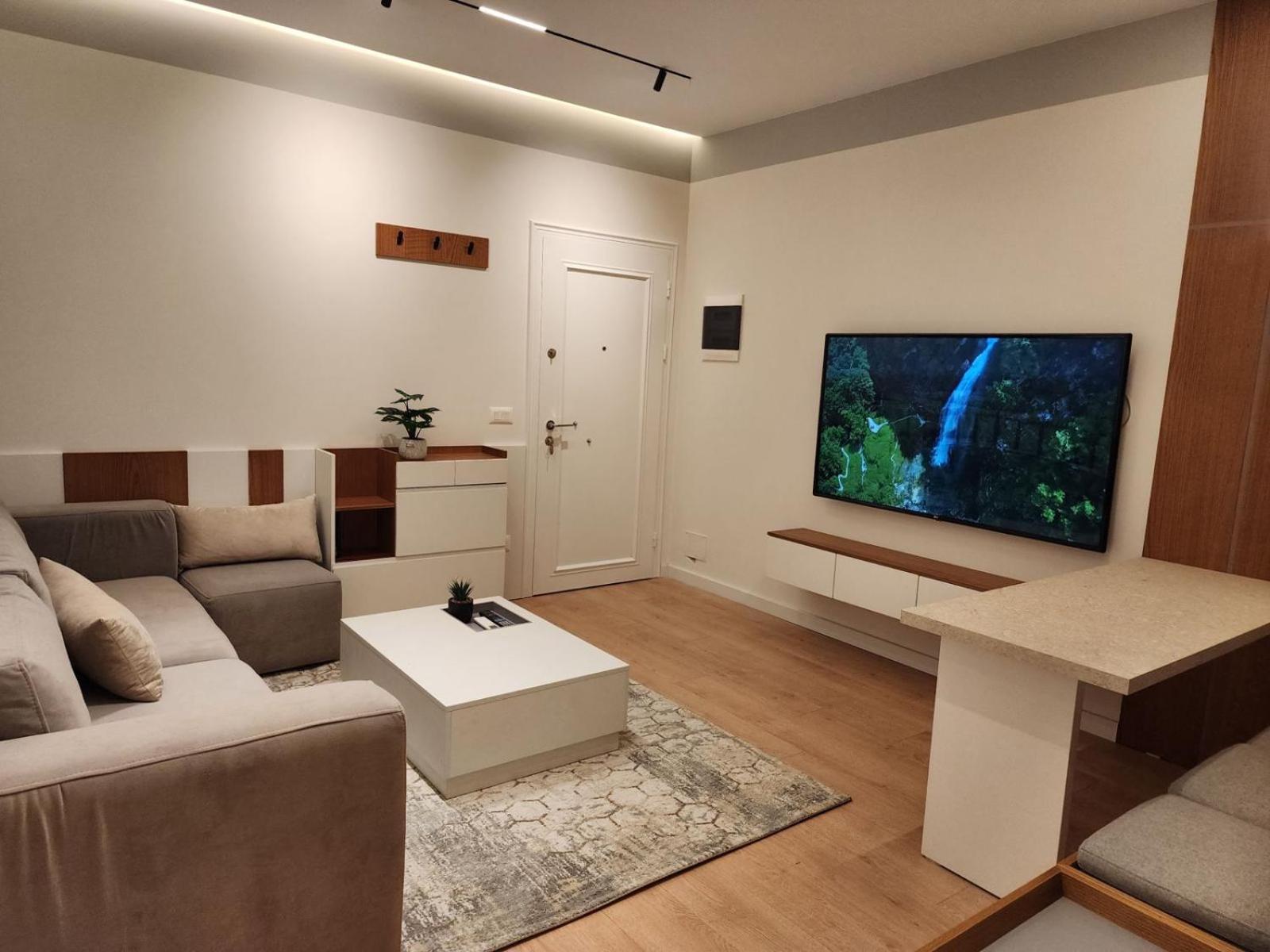 Cloud9 Apartments Bllok Area