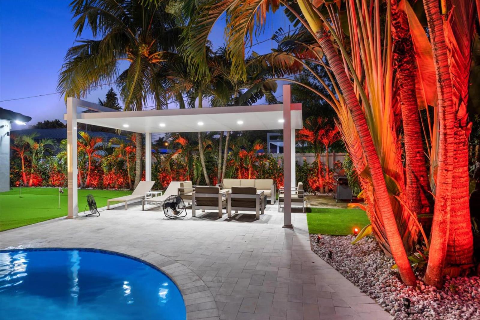 VillaLee-Jungle Palm Island white marble pool Area