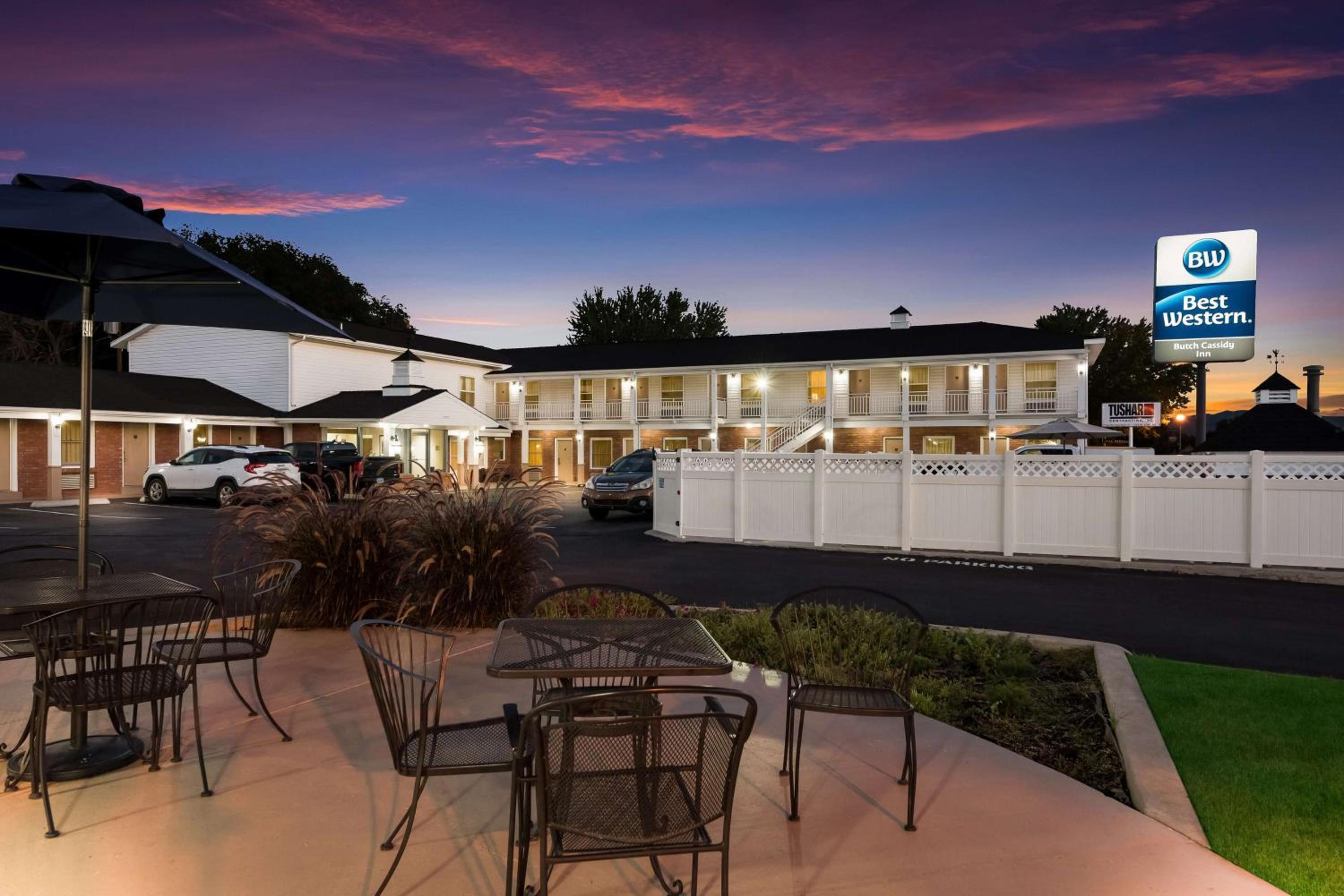 Beaver Vacations - Best Western Butch Cassidy Inn - Property Image 1