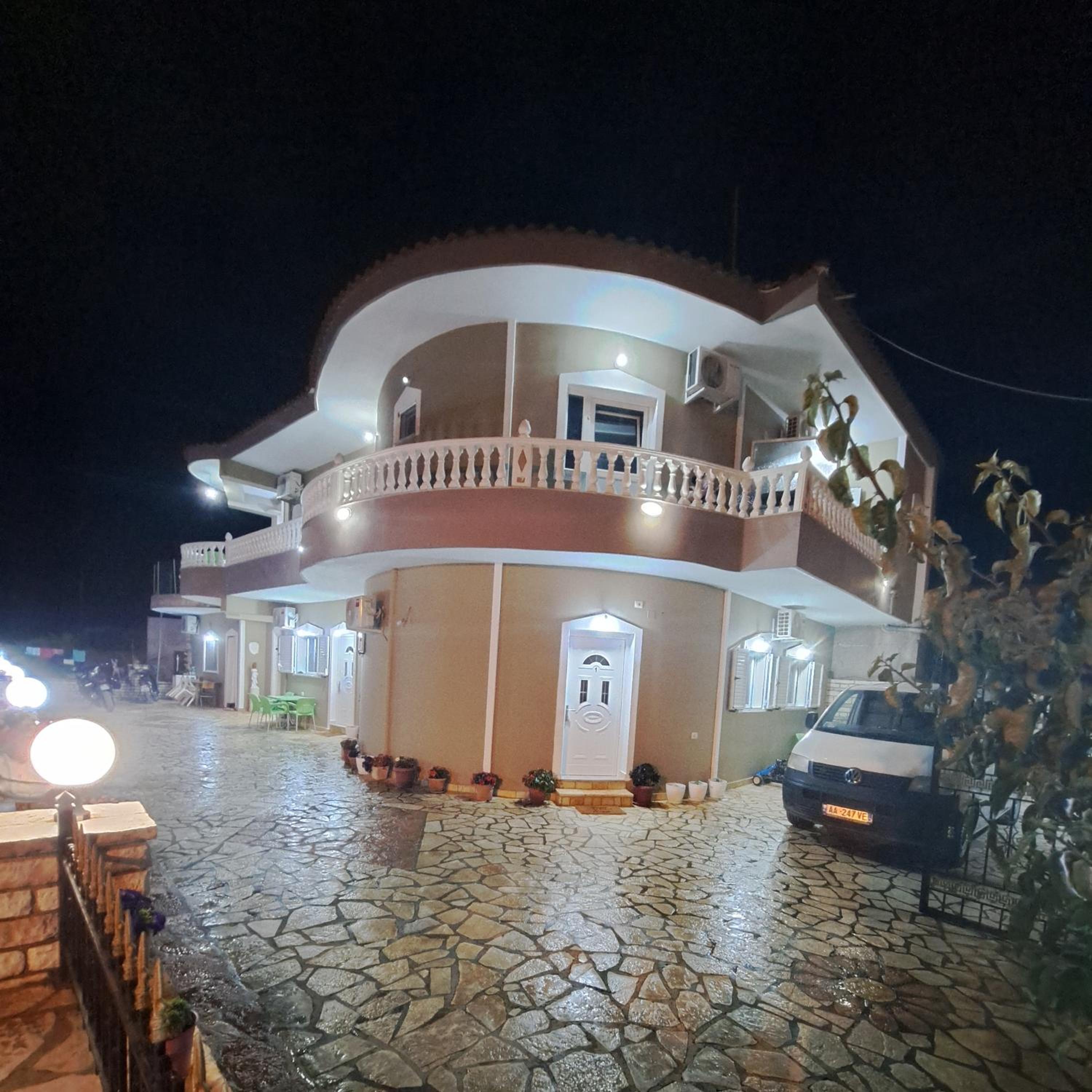 Vila Zeqo Muka 1