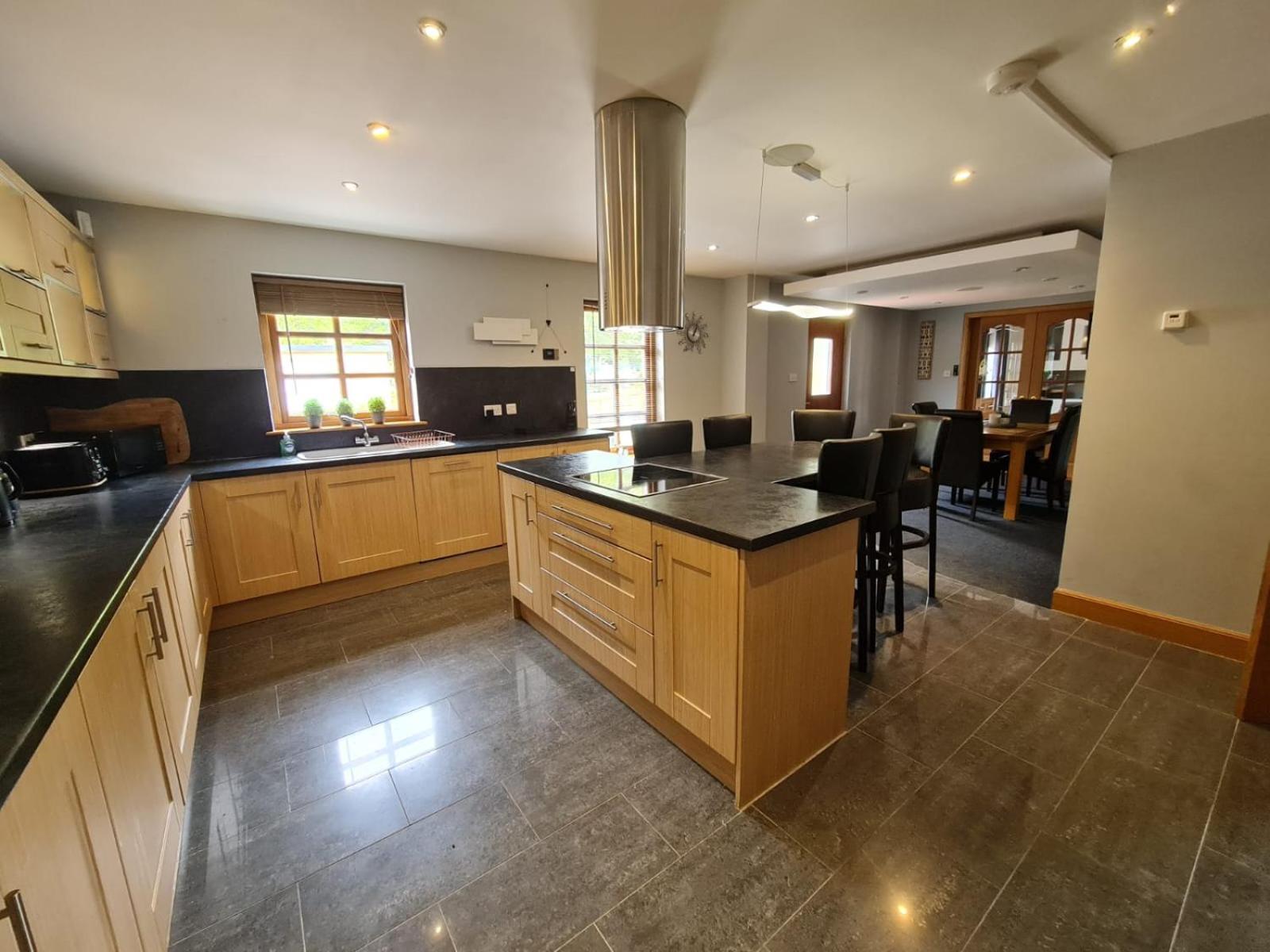 Woodview House
