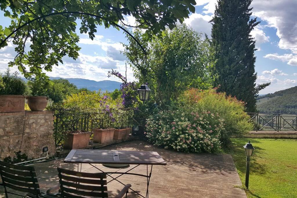 All Stone Horse Stable Converted to Elegant Apartment - Baltimora