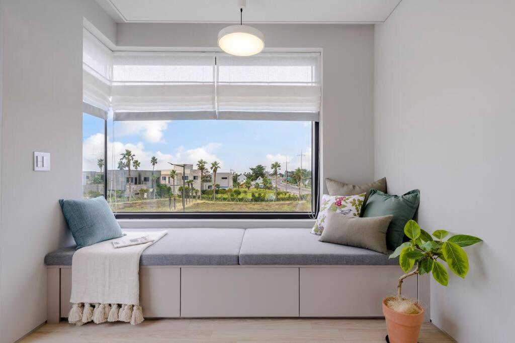 Dabin Monterrey Private Poolvilla Pension