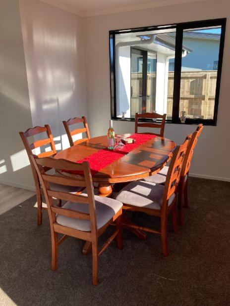 Brand new family home view 5