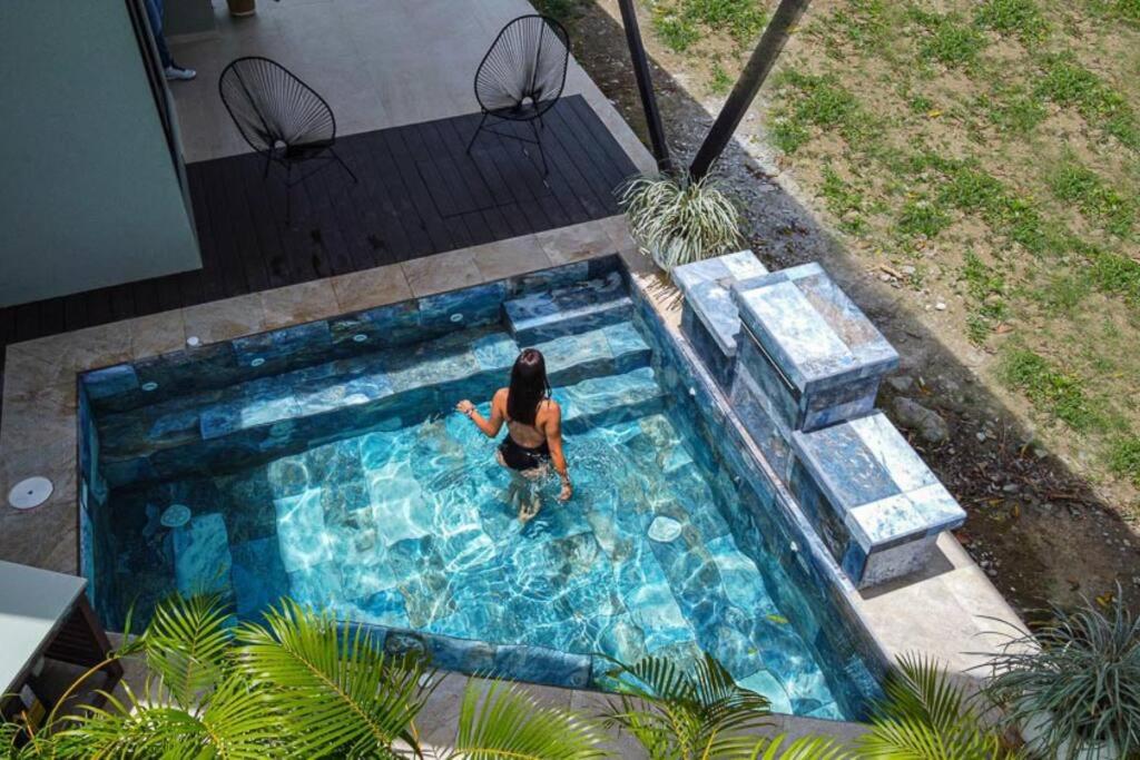 Hotel Villa Aurora With Jacuzzi In La Fortuna